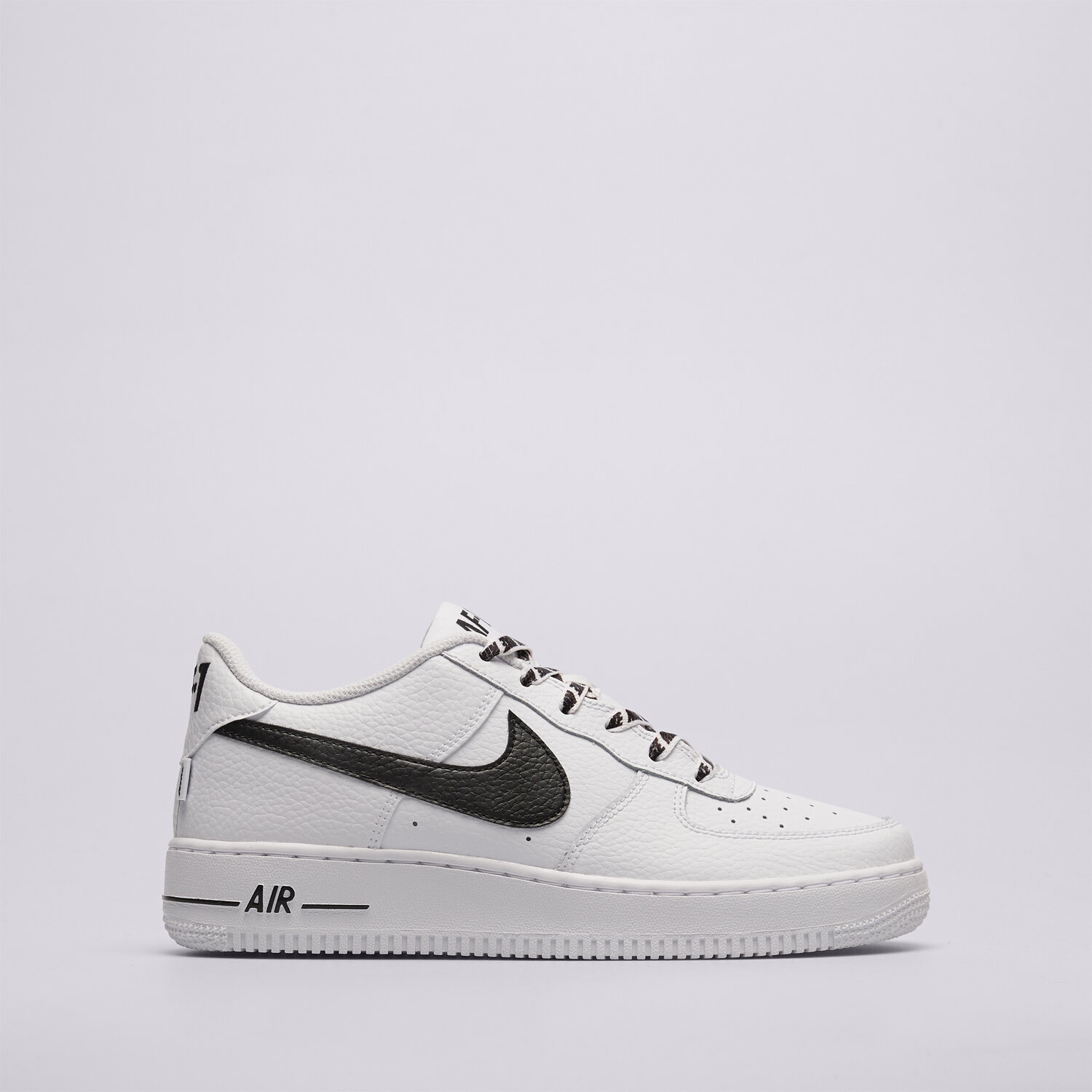 dětské tenisky NIKE AIR FORCE 1 LOW JS BG IR0270-100 BÍLÁ