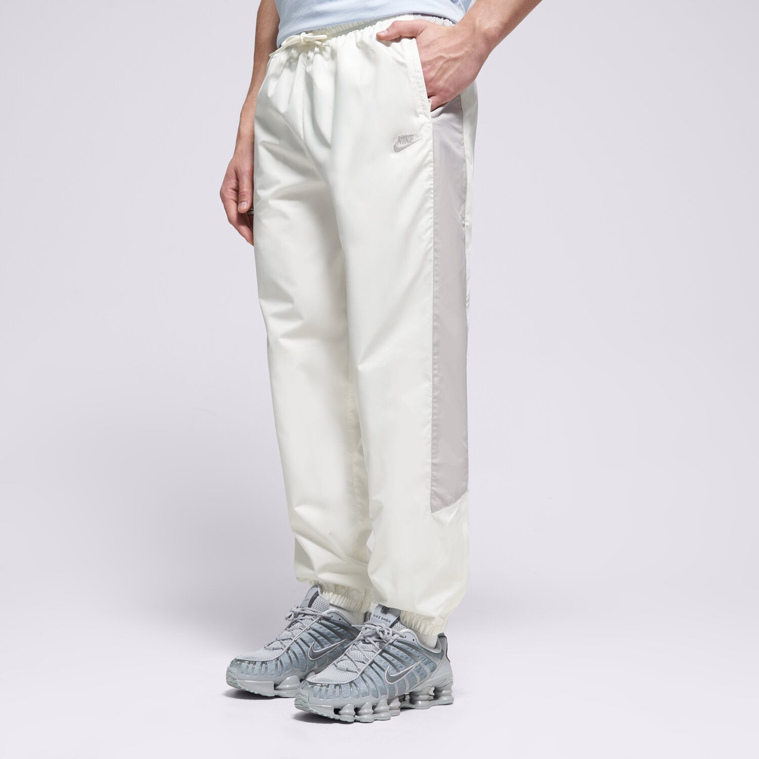 pánské kalhoty NIKE KALHOTY  M NK WR LND PANT 26 HV8371-134 BÍLÁ