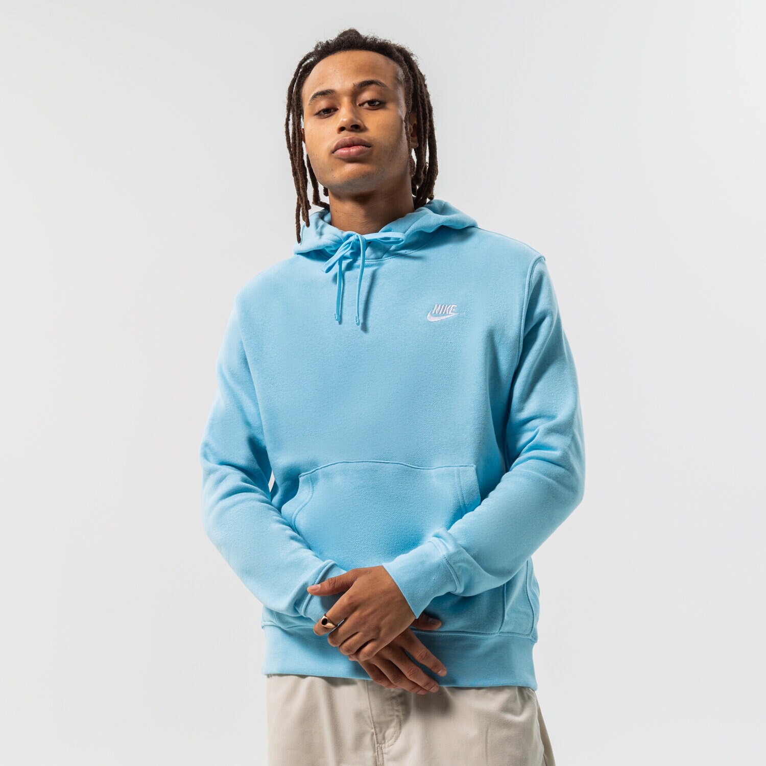 pánská mikina NIKE MIKINA S KAPUCÍ NIKE SPORTSWEAR CLUB FLEECE BV2654-499 MODRÁ