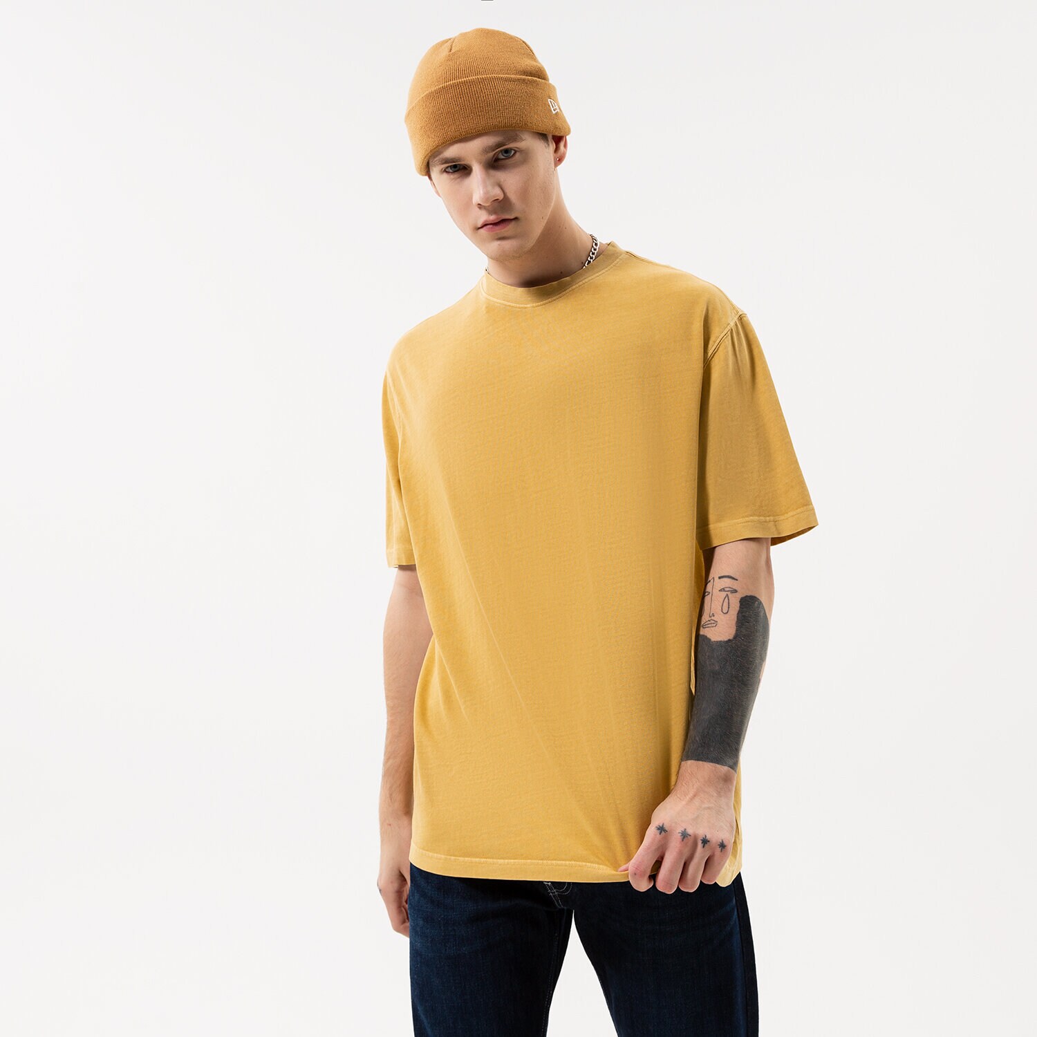 pánské tričko REEBOK TRIČKO CLASSIC NATURAL DYE TEE HK7090 hořčicová