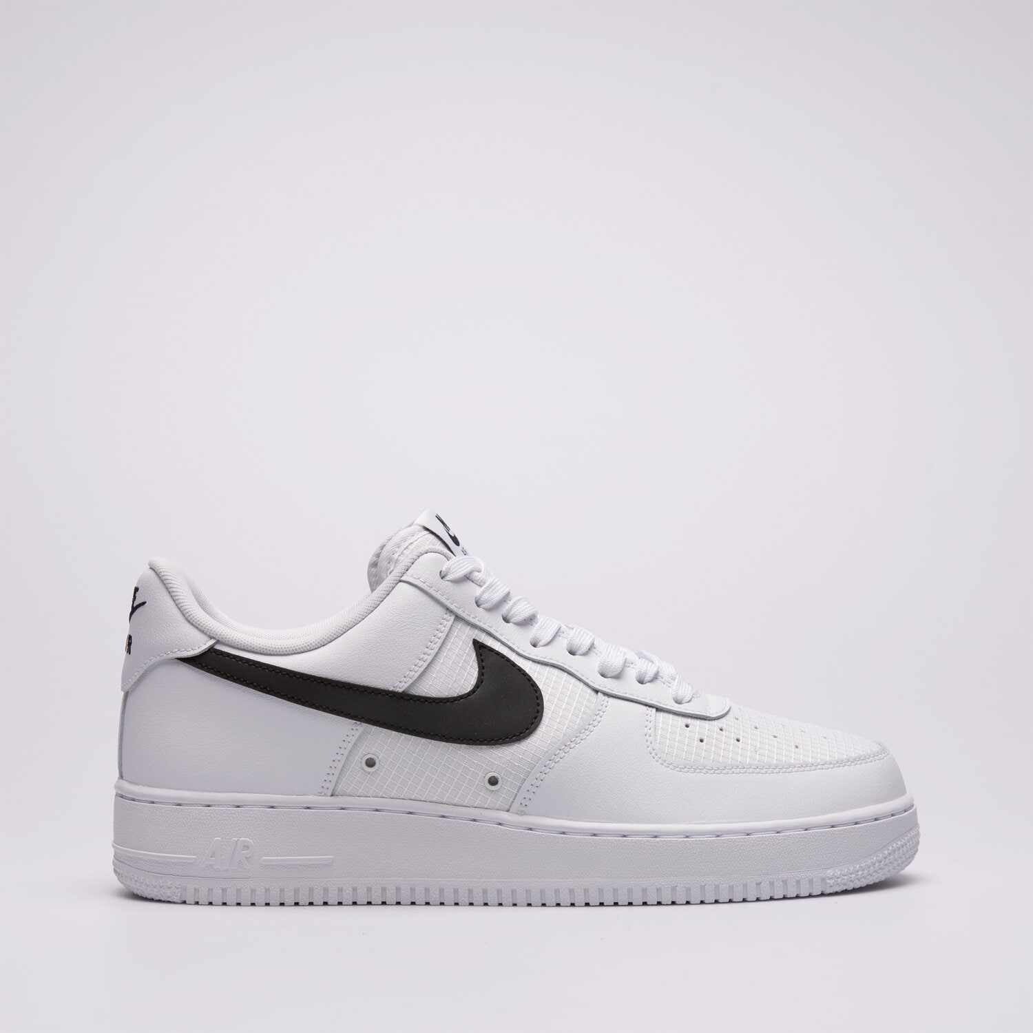 pánské tenisky NIKE AIR FORCE 1 '07 LOW LV8 TECH IR0952-100 BÍLÁ