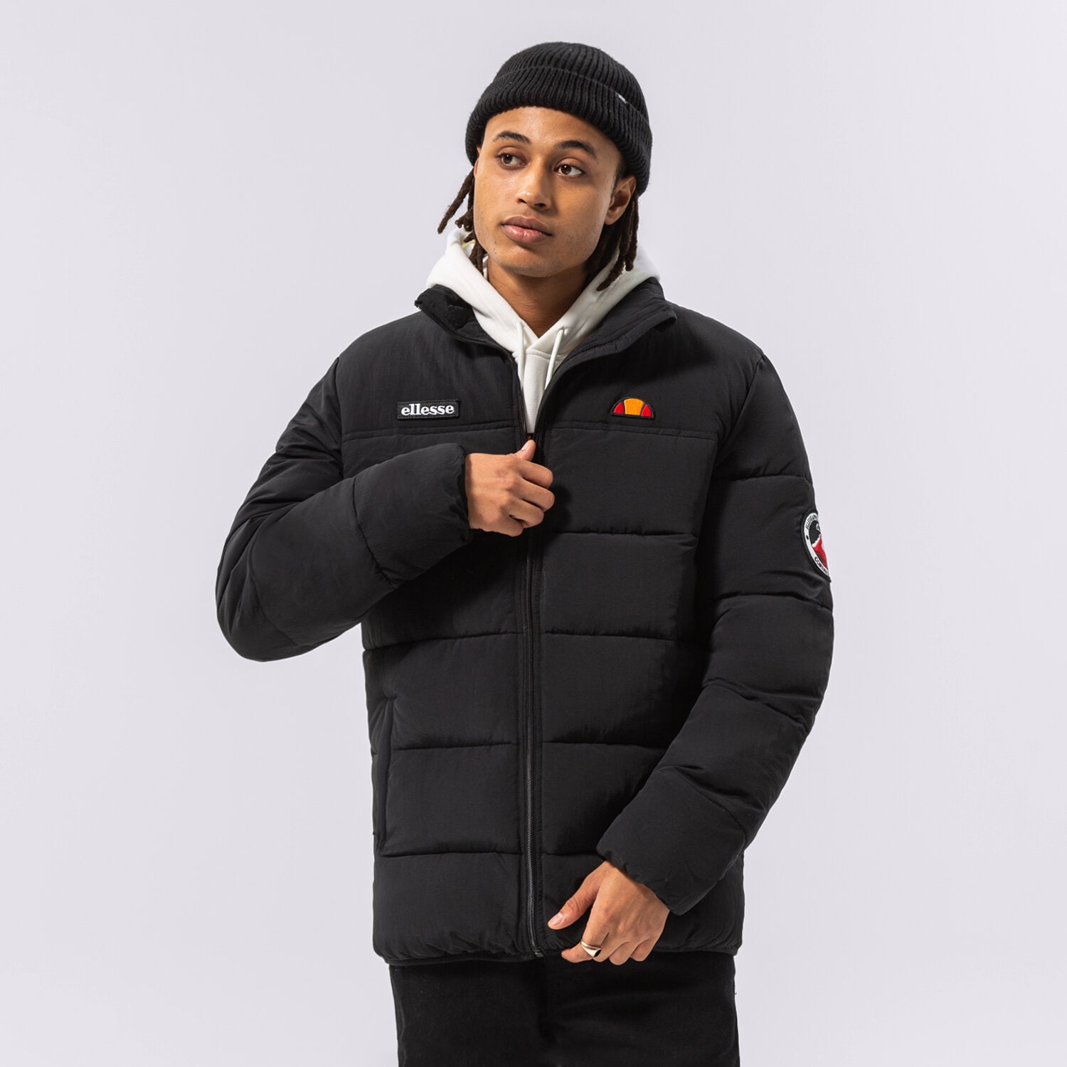 pánská zimní bunda ELLESSE BUNDA PÉŘOVÁ NEBULA JACKET BLK SHK12789011 ČERNÁ