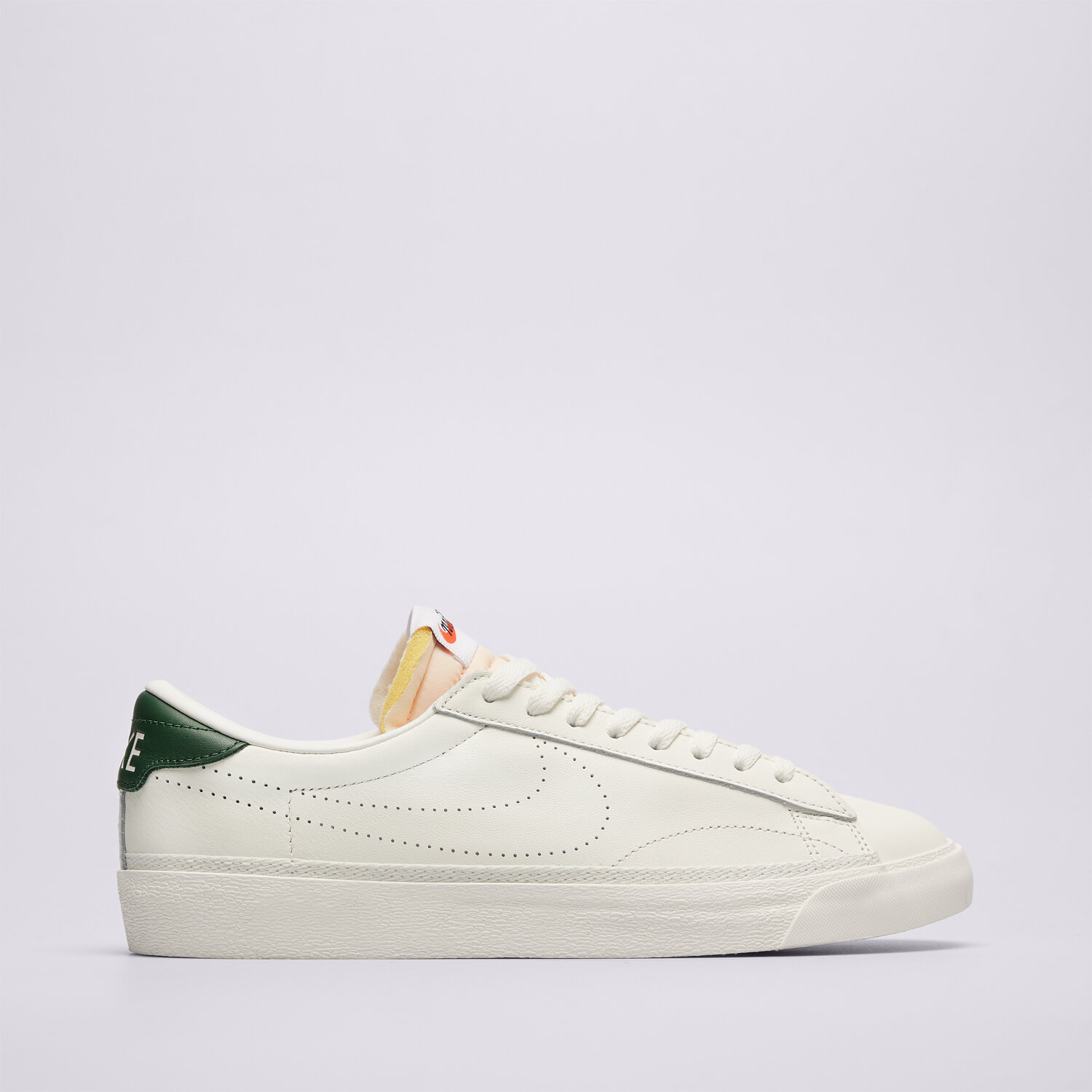 pánské tenisky NIKE TENNIS CLASSIC AC IO1738-133 BÉŽOVÁ