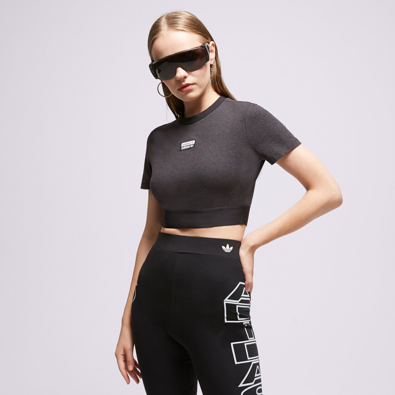 dámské tričko ADIDAS TRIČKO CROPPED TEE GN4324 ČERNÁ