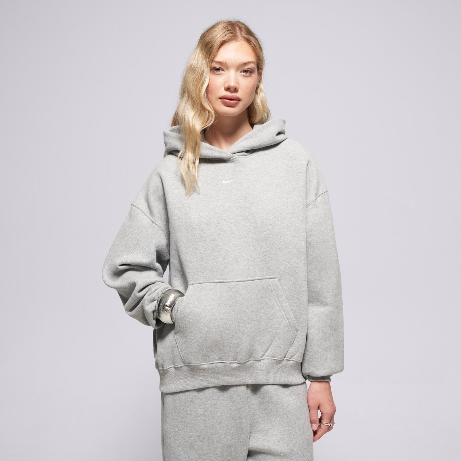 dámská mikina NIKE MIKINA S KAPUCÍ W NK STDO FLC OS PO HDY IM8502-063 ŠEDÁ