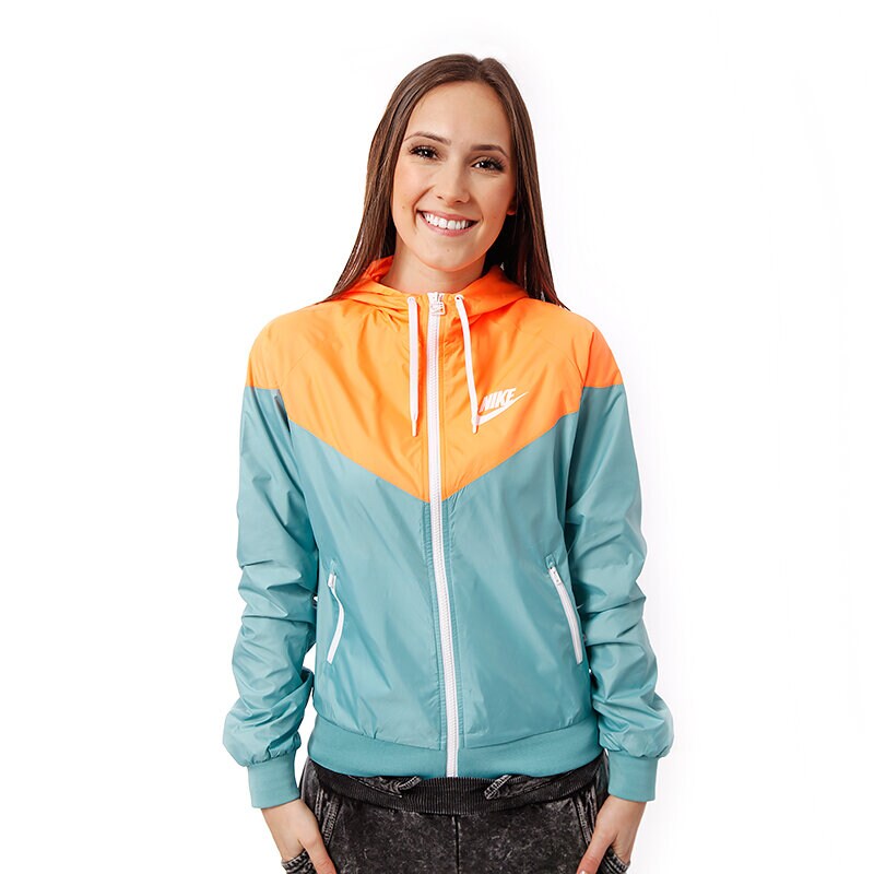 Přechodná bunda dámská (podzimní, jarní) NIKE BUNDA NIKE WINDRUNNER 545908347 ZELENÁ
