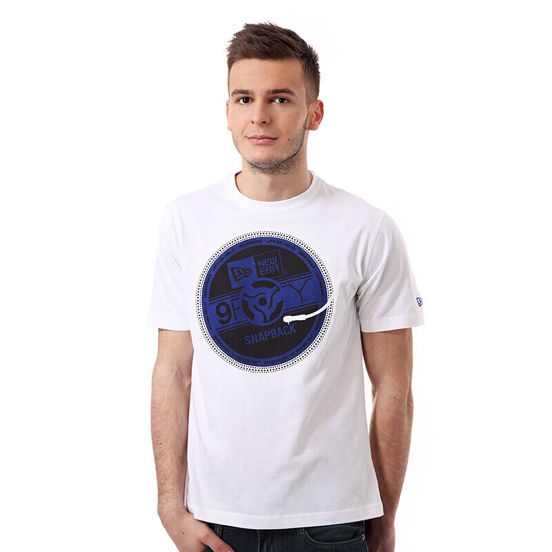 pánské tričko NEW ERA TRIČKO SNAP BACK VINA TEE WHT 10996664 BÍLÁ