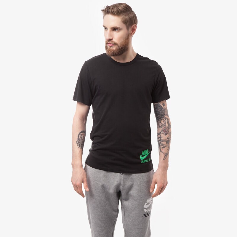 pánské tričko NIKE TRIČKO TEE-RU NTF SEASONAL 679655010 ČERNÁ