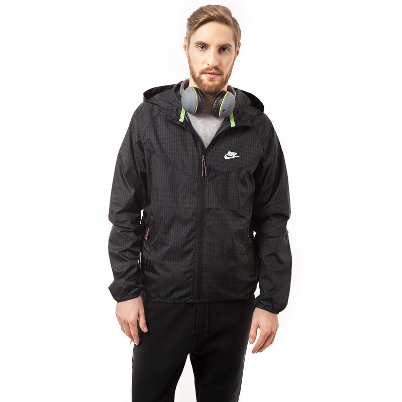 Přechodná bunda pánská (podzimní, jarní) NIKE BUNDA RU FLY WINDRUNNER 644127010 ČERNÁ