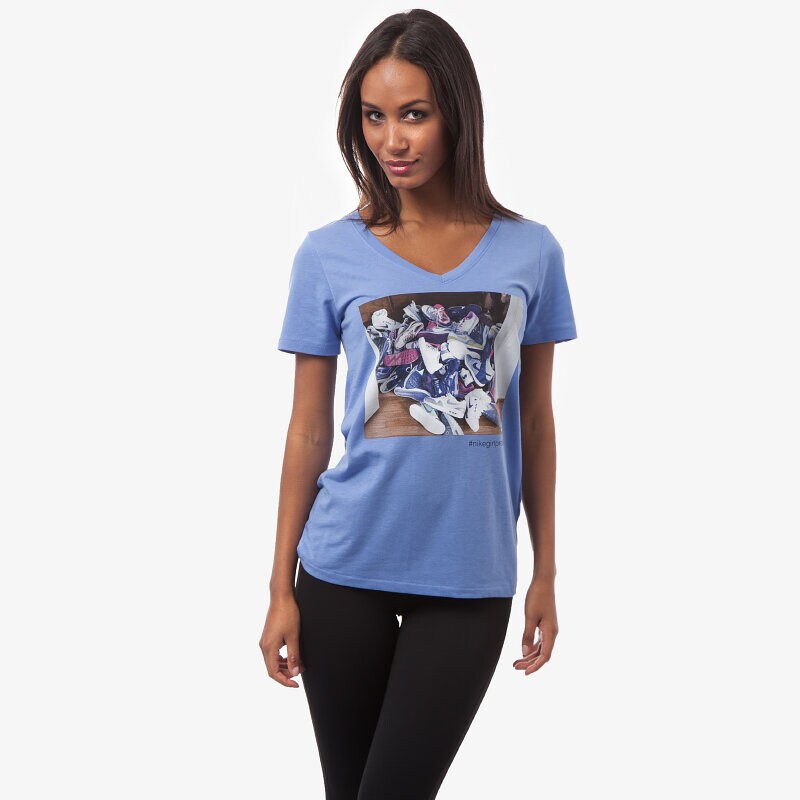 dámské tričko NIKE TRIČKO TEEMID V GIR PROBLEMS 644488429 MODRÁ