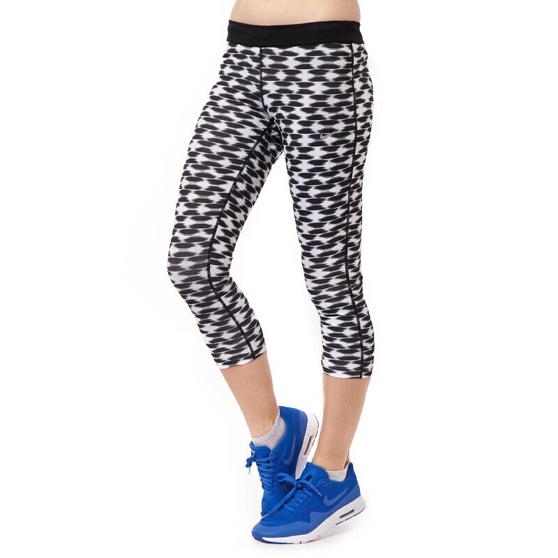 dámské kalhoty NIKE KALHOTY  PRINTED RELAY CROP 645610011 ČERNÁ