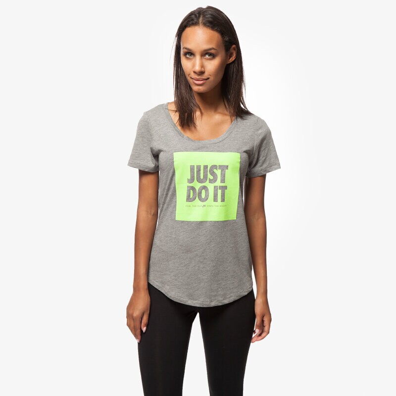 dámské tričko NIKE TRIČKO REFLECTIVE JDI 685514091 ŠEDÁ