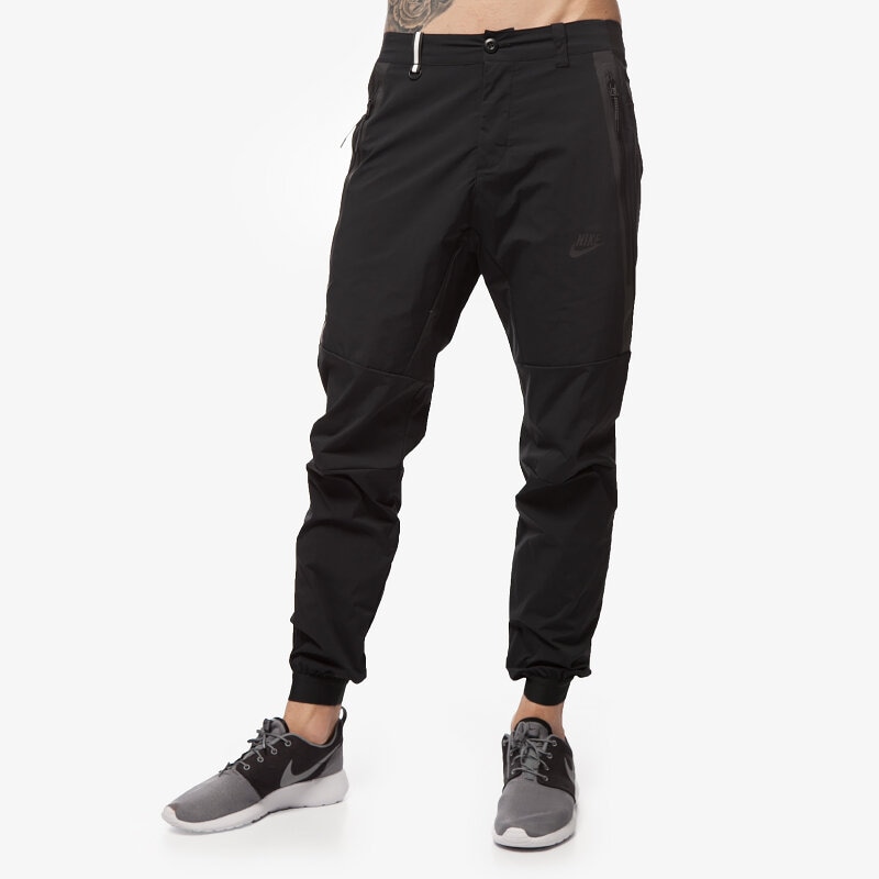 pánské kalhoty NIKE KALHOTY  TECH WOVEN 2.0 746024010 ČERNÁ