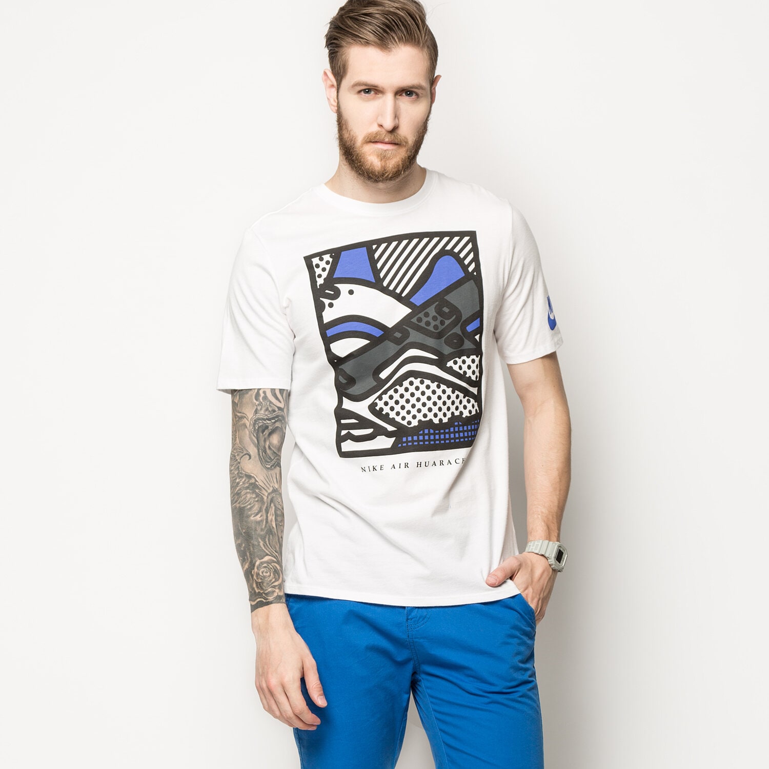 pánské tričko NIKE TRIČKO HUARACHE POP ART 829306101 BÍLÁ