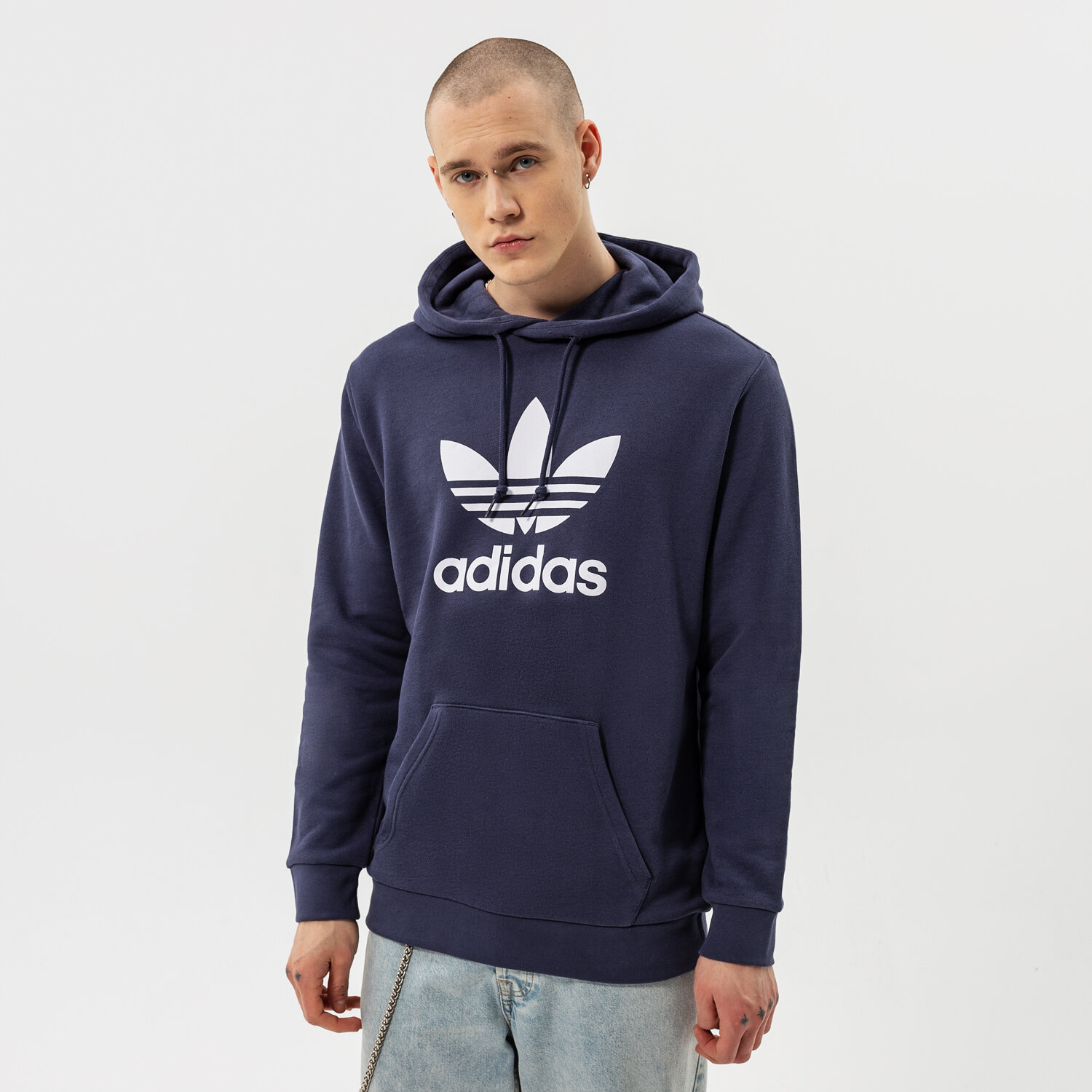 pánská mikina ADIDAS MIKINA S KAPUCÍ TREFOIL HOODY HE9497 TMAVOMODRÁ
