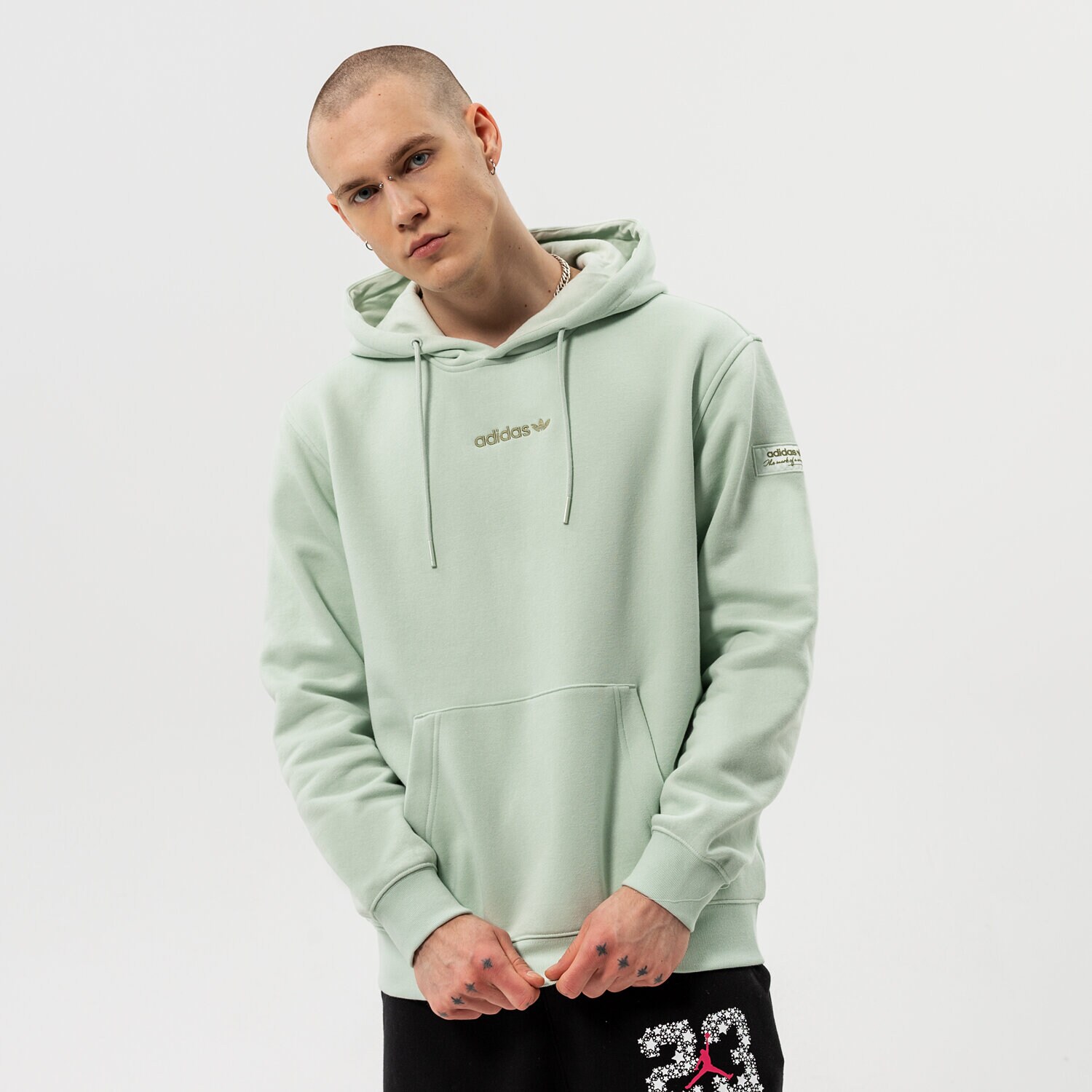 pánská mikina ADIDAS MIKINA S KAPUCÍ TREFOIL LINEAR LABEL HOODIE HM2653 BÍLÁ