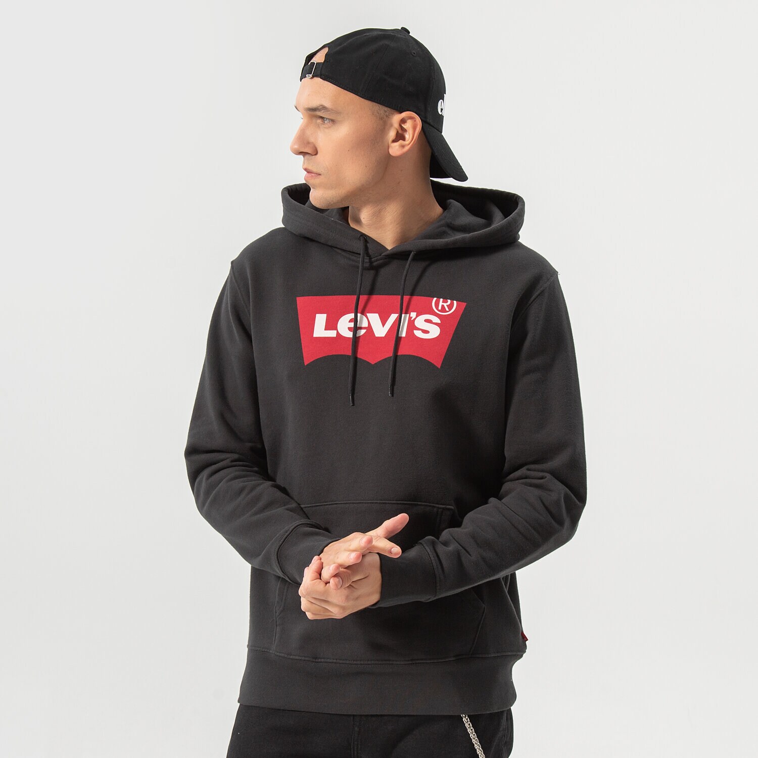 pánská mikina LEVI'S MIKINA S KAPUCÍ STANDARD GRAPHIC HOODIE 38424-0001 ČERNÁ