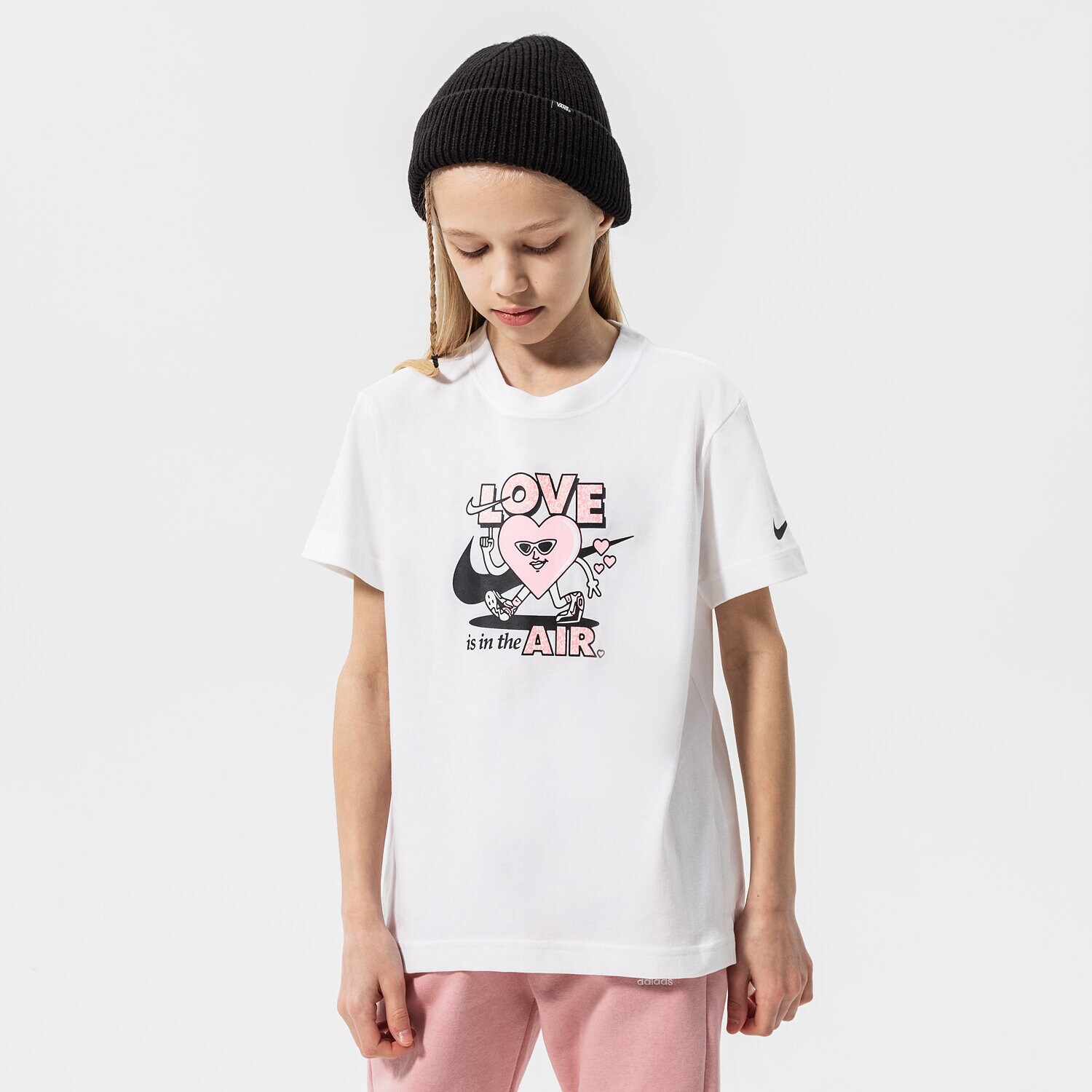 dětské tričko NIKE TRIČKO G NSW TEE DPTL VALENTINE GIRL DO1327-100 BÍLÁ
