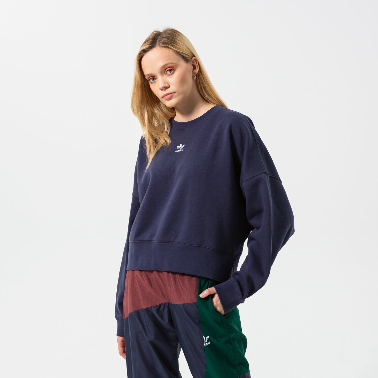 dámská mikina ADIDAS MIKINA SWEATSHIRT HF7481 TMAVOMODRÁ