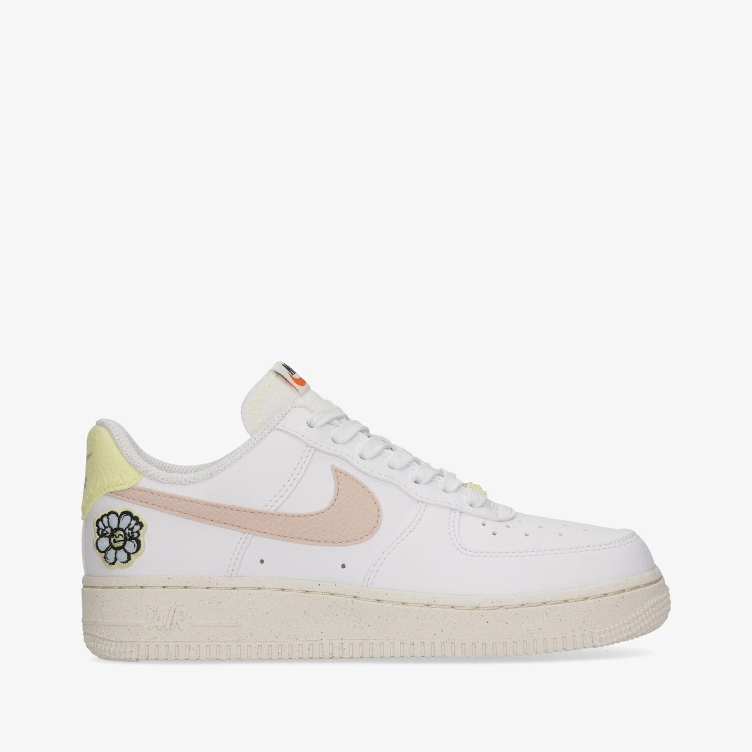 dámské tenisky NIKE AIR FORCE 1 '07 SE NEXT NATURE DJ6377-100 BÍLÁ