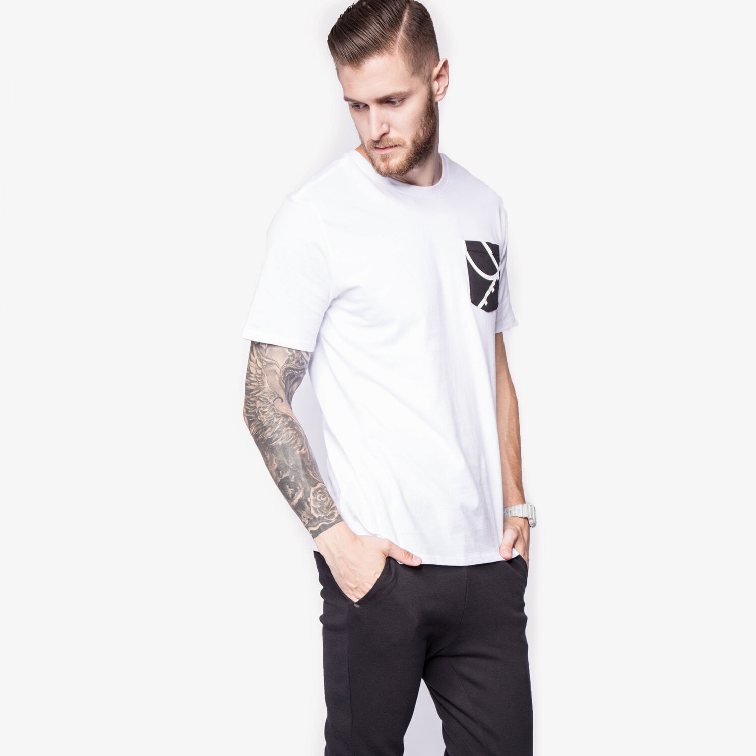pánské tričko NIKE TRIČKO AIR BRAND TEE 778426100 BÍLÁ