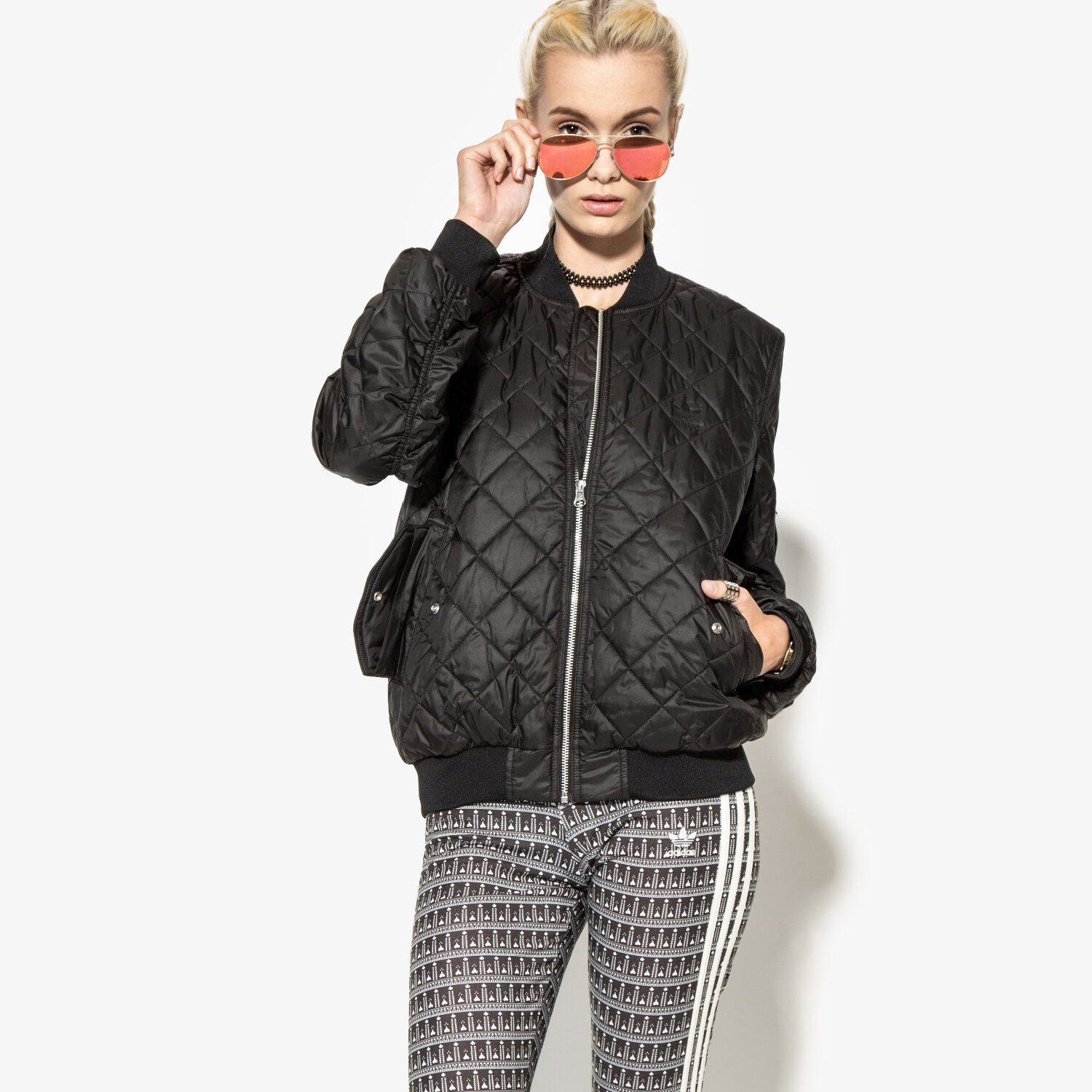dámská zimní bunda ADIDAS BUNDA BOMBER JACKET AY4784 ČERNÁ