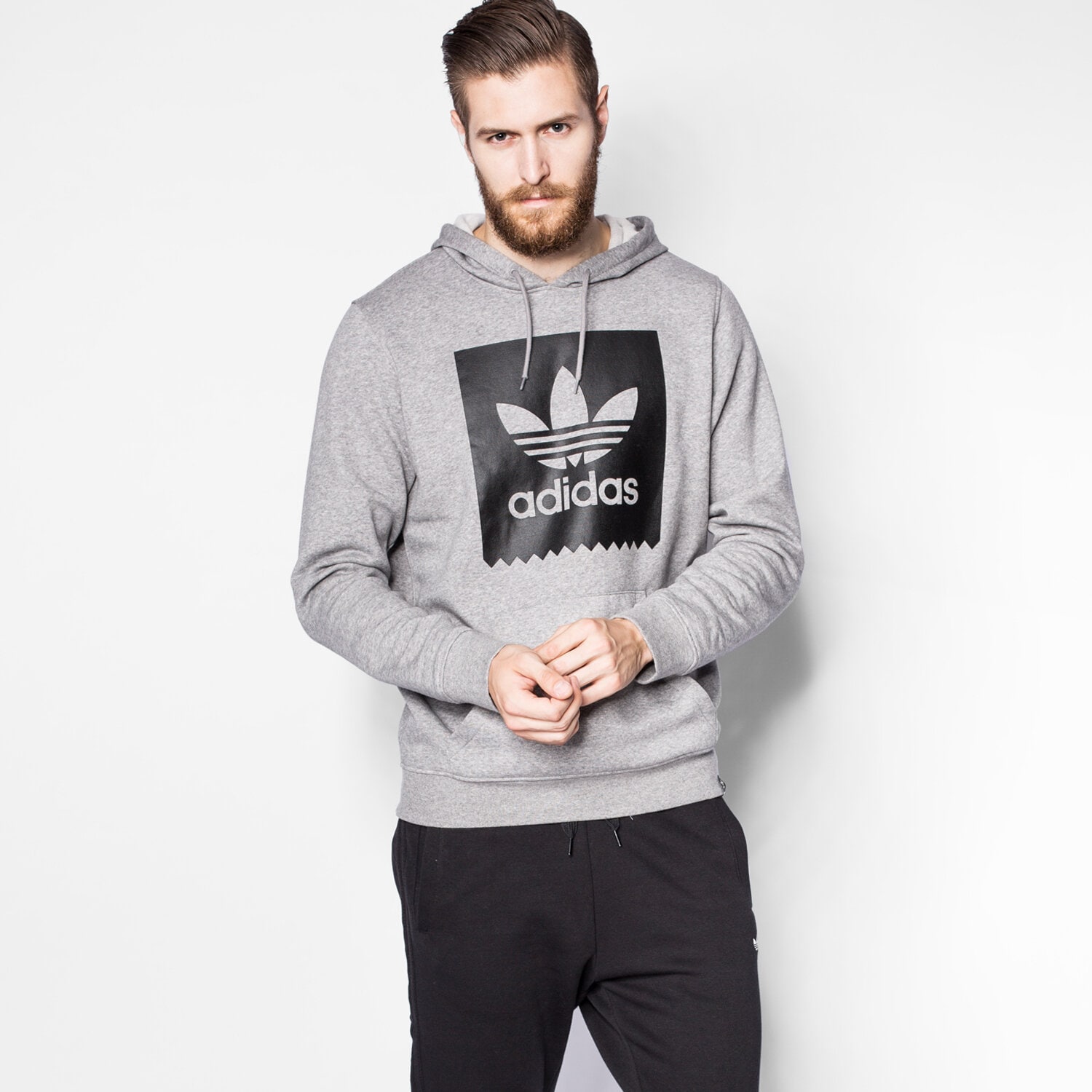pánská mikina ADIDAS MIKINA BLKBRD BASIC HD AY8886 ŠEDÁ