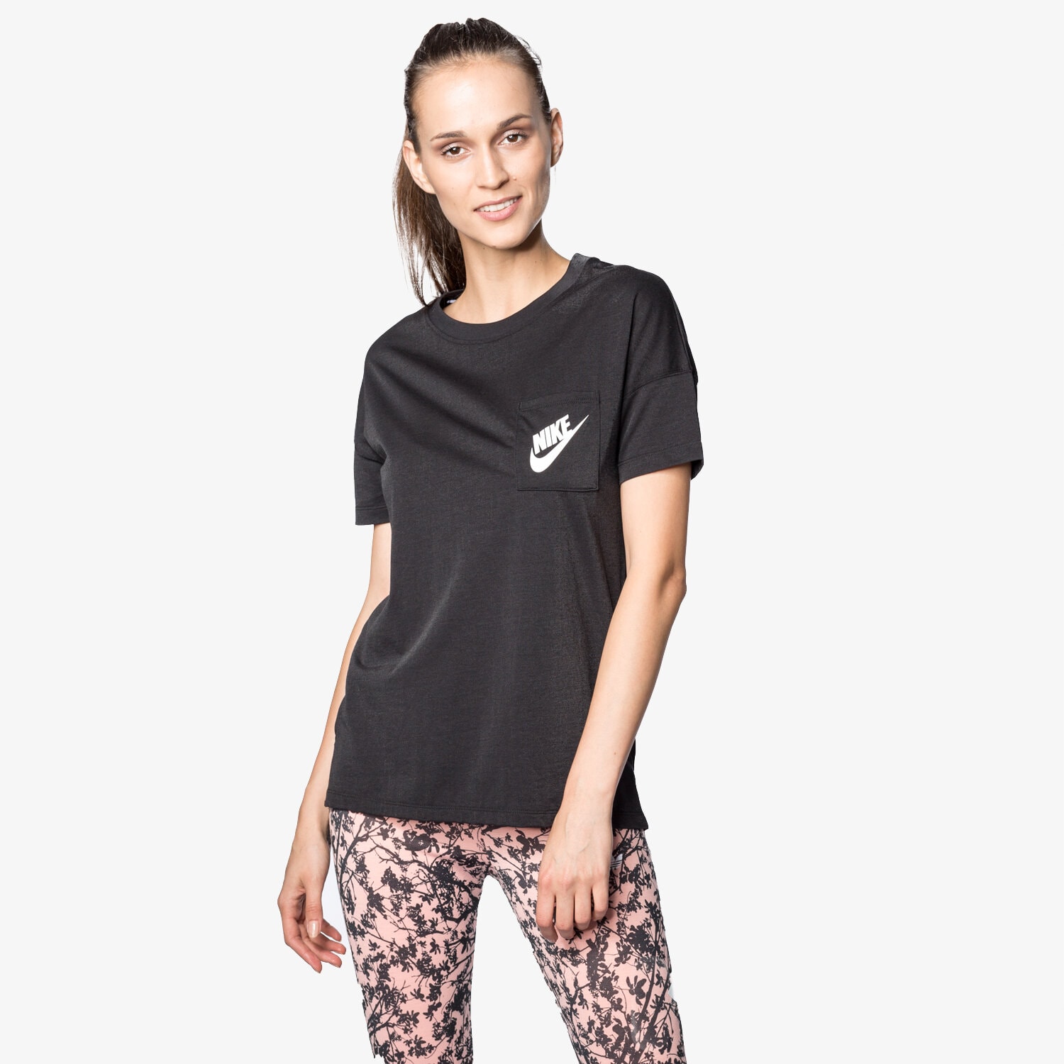 dámské tričko NIKE TRIČKO SIGNAL TEE 807232010 ČERNÁ