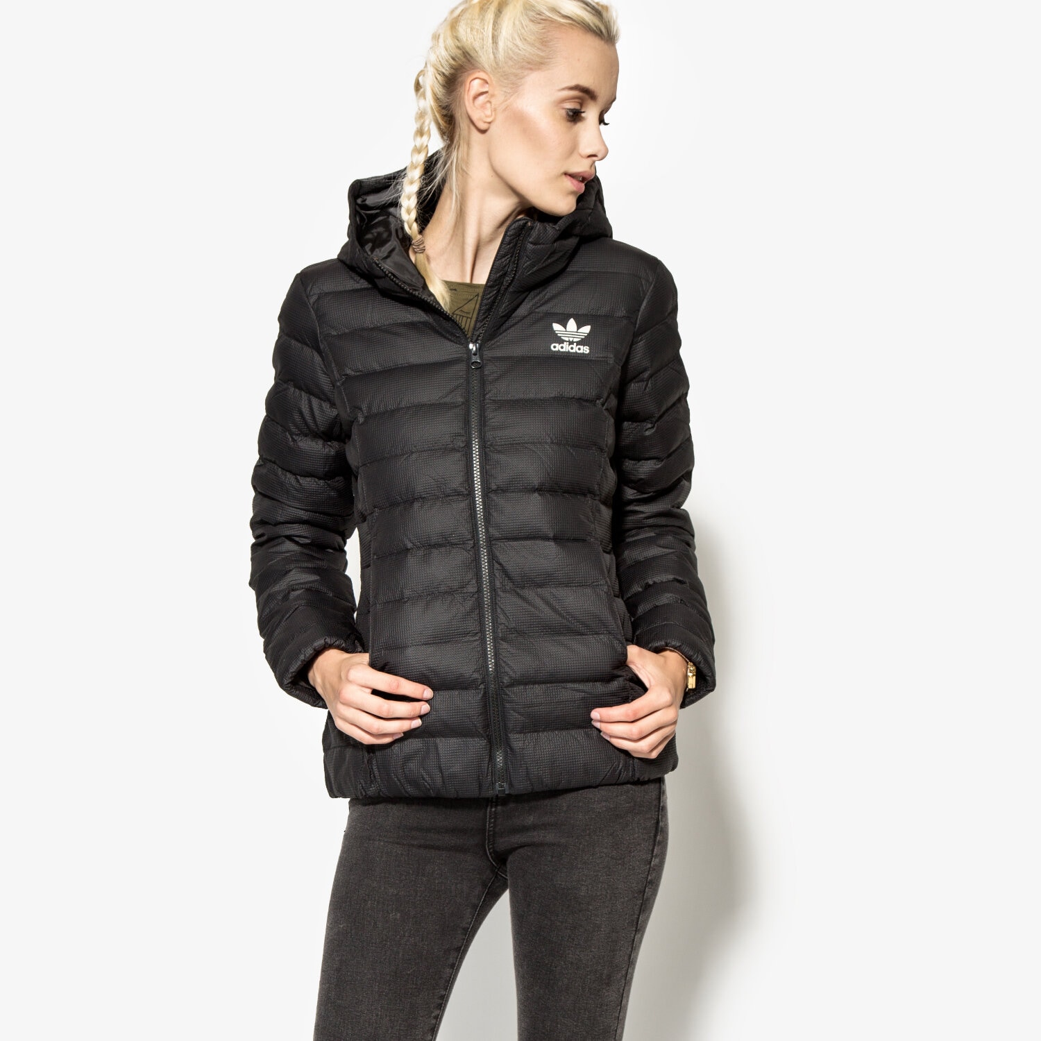 dámská zimní bunda ADIDAS BUNDA SLIM JACKET AY4747 ČERNÁ