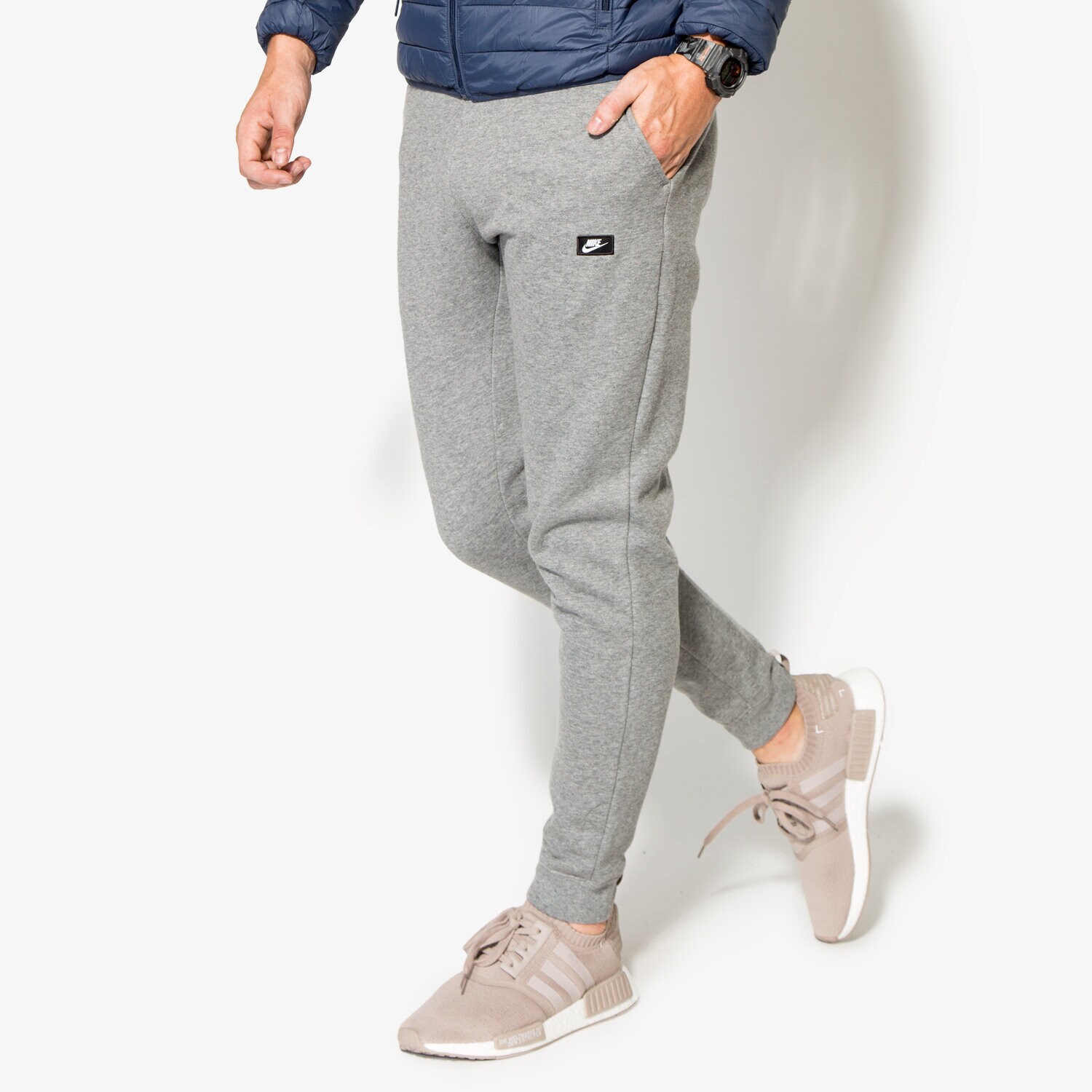 pánské kalhoty NIKE KALHOTY  M NSW MODERN JOGGER FLC 835862091 ŠEDÁ