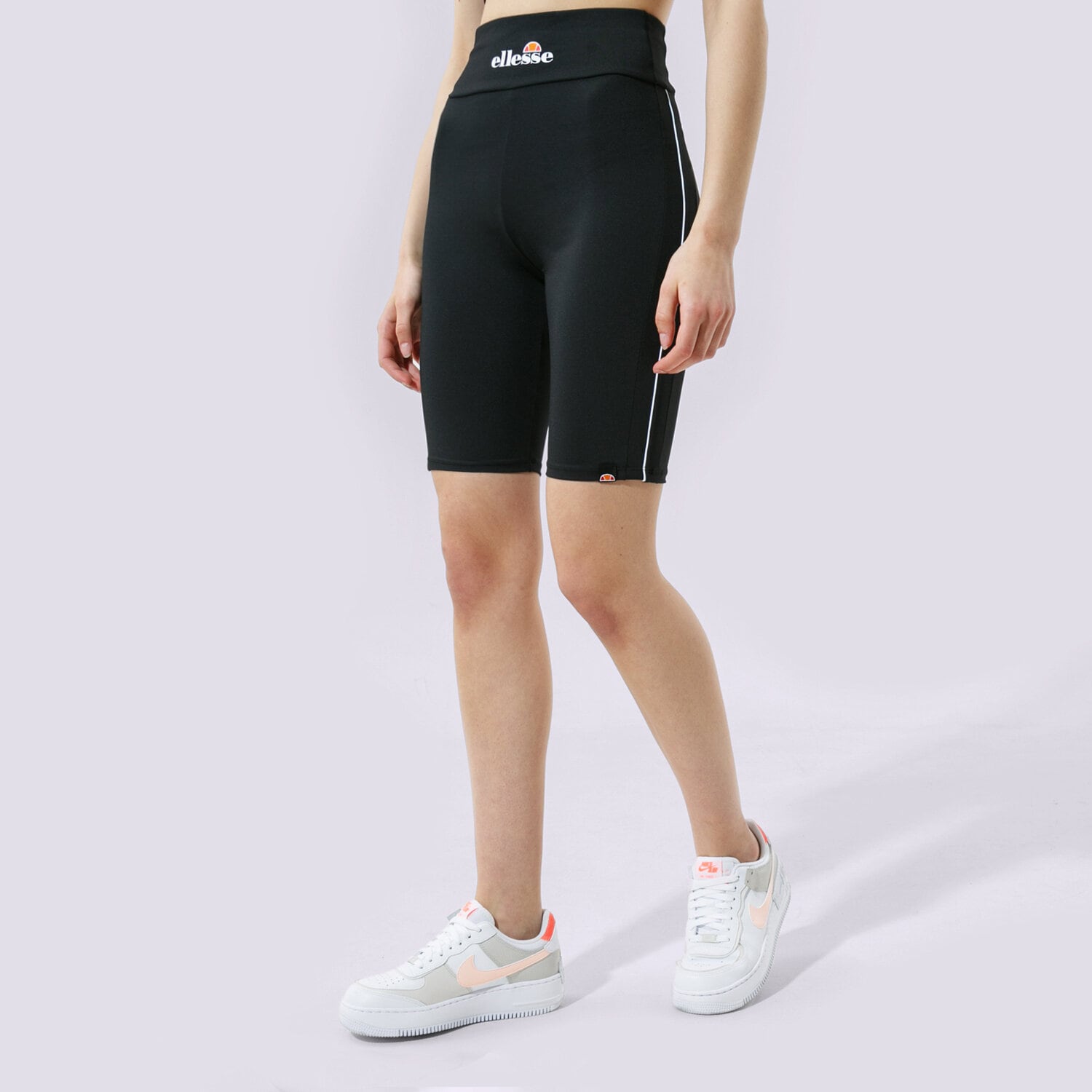 dámské kraťasy ELLESSE ŠORTKY  CONO CYCLE SHORT BLK SGJ11891011 ČERNÁ