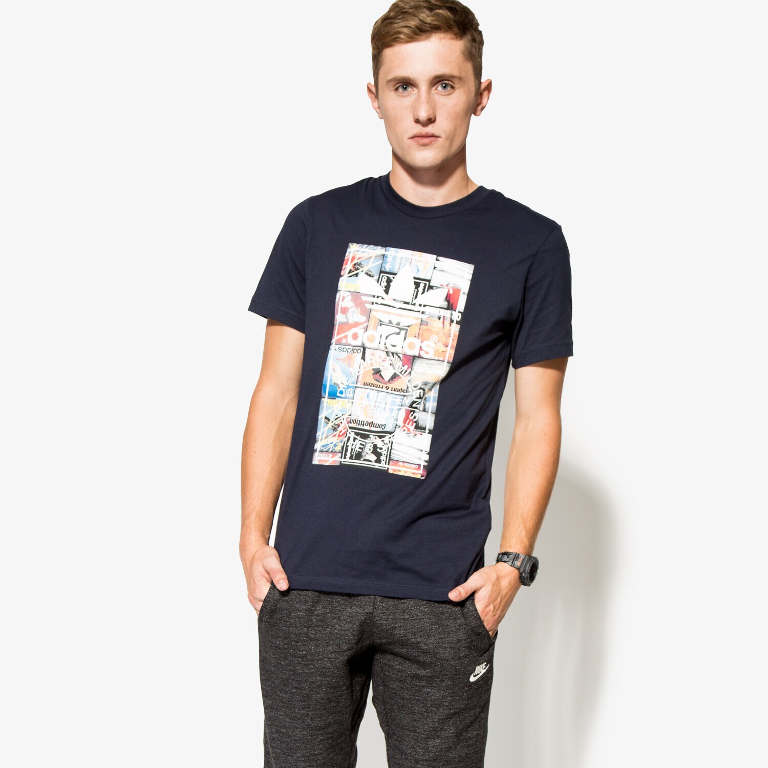 pánské tričko ADIDAS TRIČKO BTS TEE AY7817 TMAVOMODRÁ