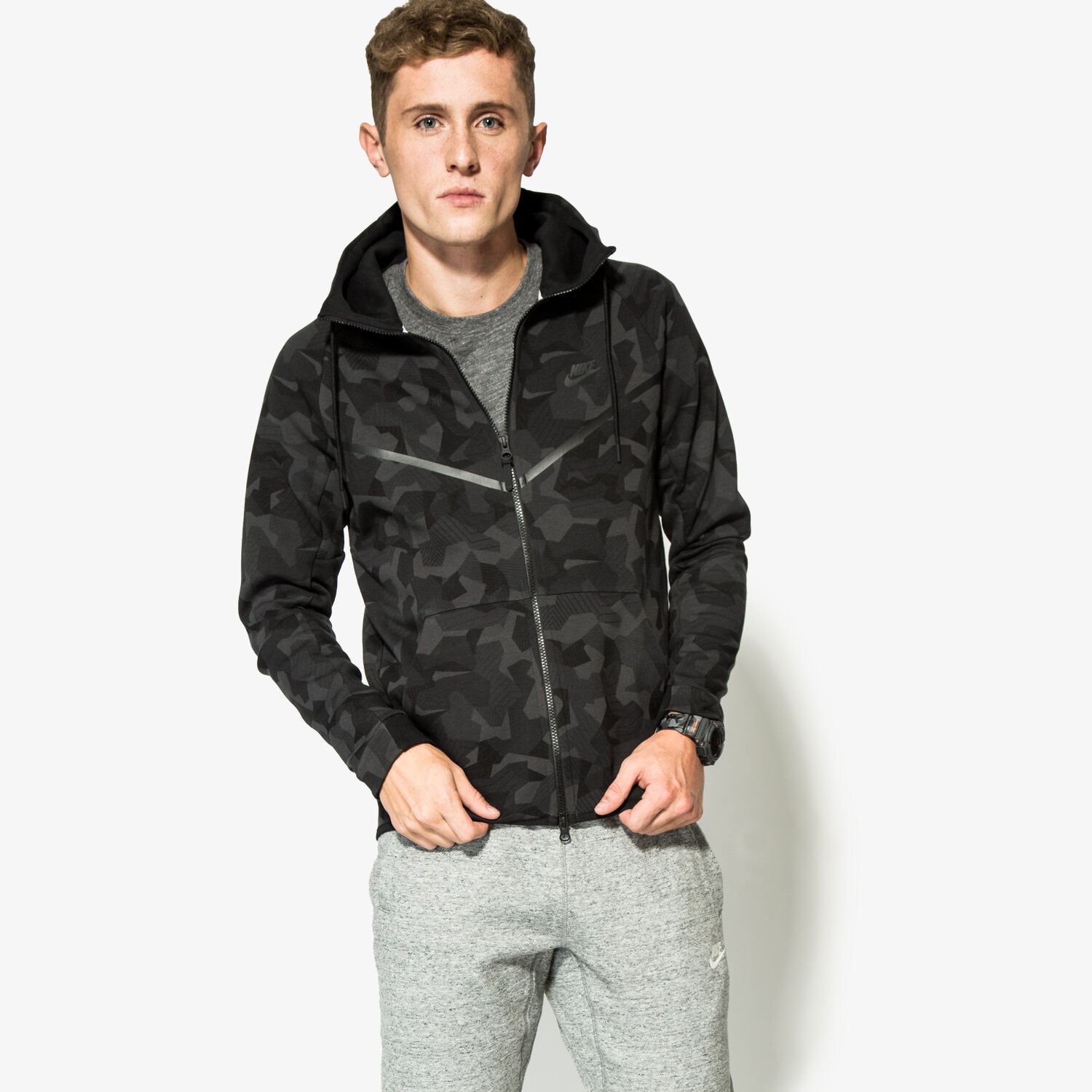 pánská mikina NIKE MIKINA M NSW TCH FLC WR AOP 835866021 ŠEDÁ