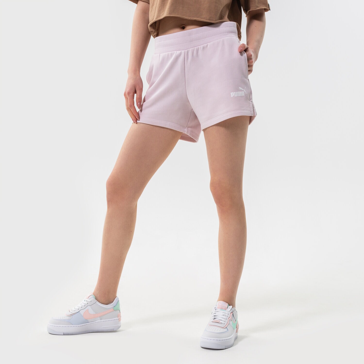 dámské kraťasy PUMA ŠORTKY  ESS 4" SWEAT TR (S) 586825 17 FIALOVÁ