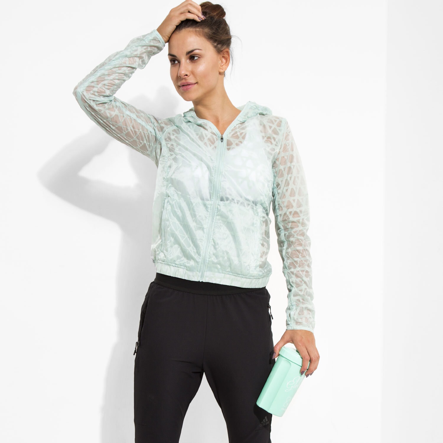 Přechodná bunda dámská (podzimní, jarní) ADIDAS BUNDA RUN TRANSP JKT AP8437 ZELENÁ