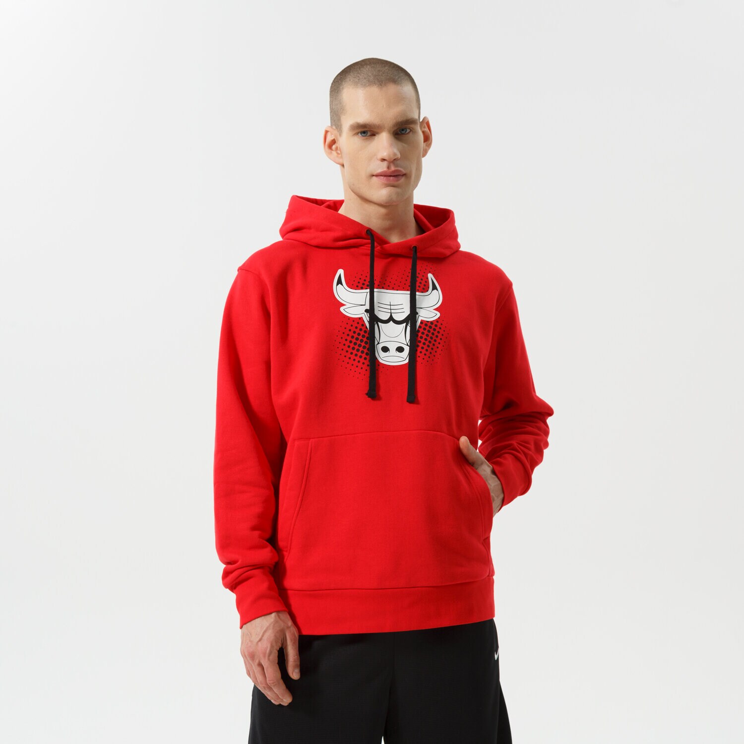 pánská mikina NIKE MIKINA S KAPUCÍ CHI M NK FLC PO ESSNTL FTPK NBA DH9294-657 ČERVENÁ