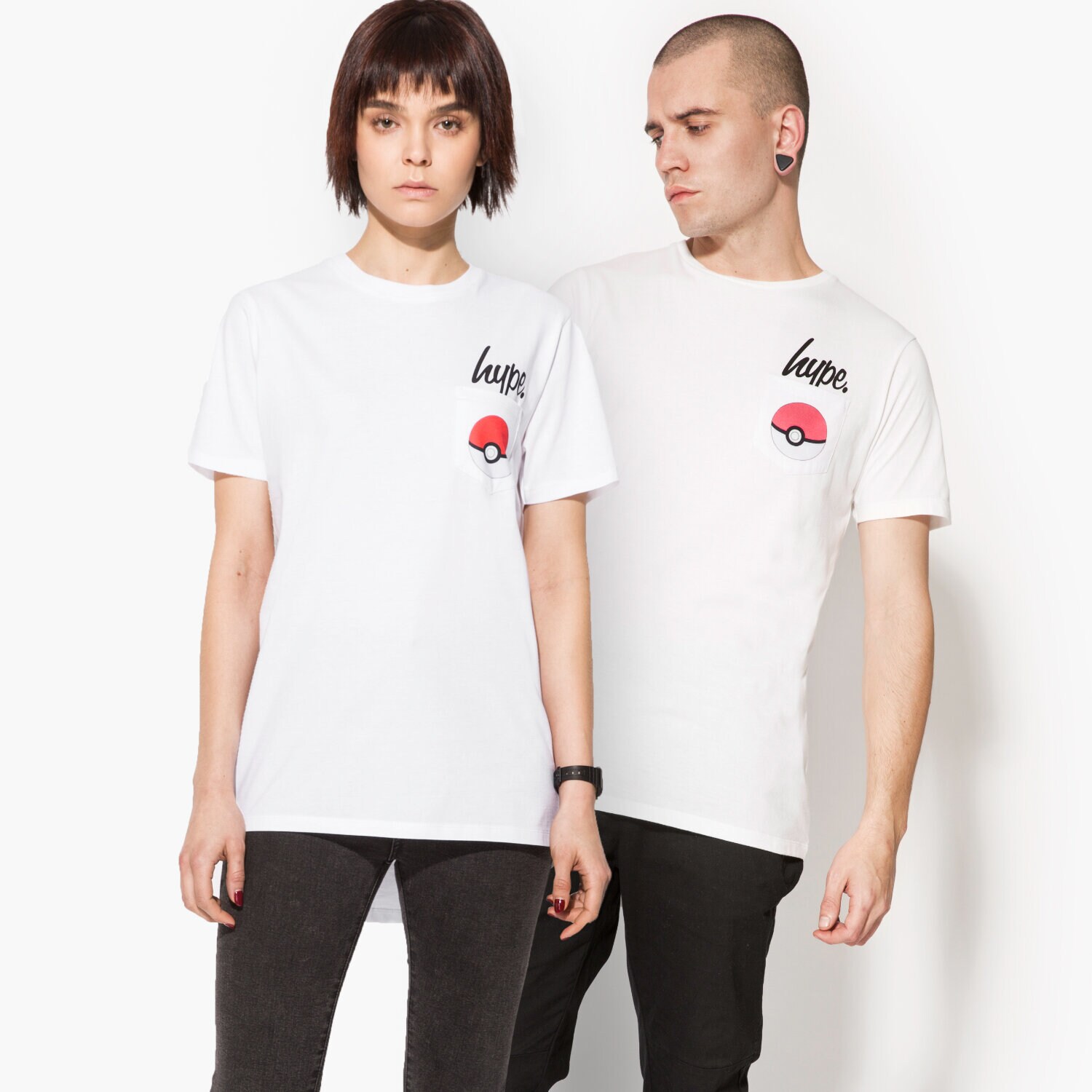 dámské tričko HYPE TRIČKO SS POKEBALL POCKET HPOK007 BÍLÁ