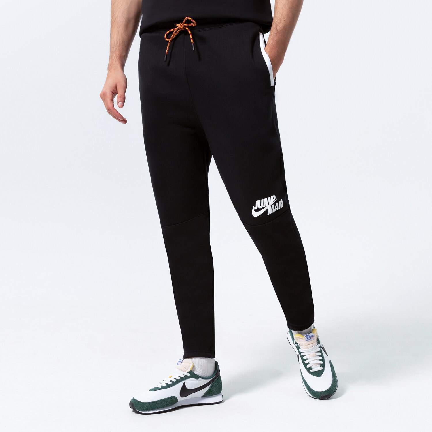 pánské kalhoty JORDAN JUMPMAN FLEECE JOGGERS  DJ0260-010 ČERNÁ