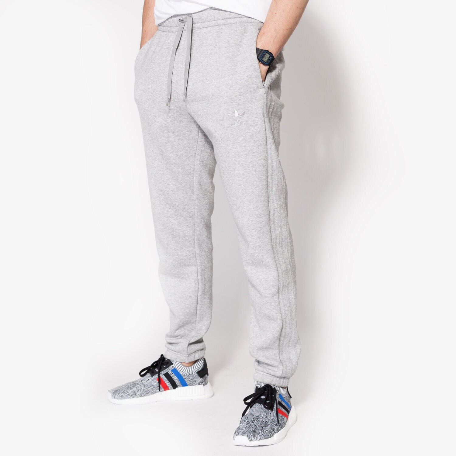 pánské kalhoty ADIDAS KALHOTY  TRF SERIES SP BK5910 ŠEDÁ