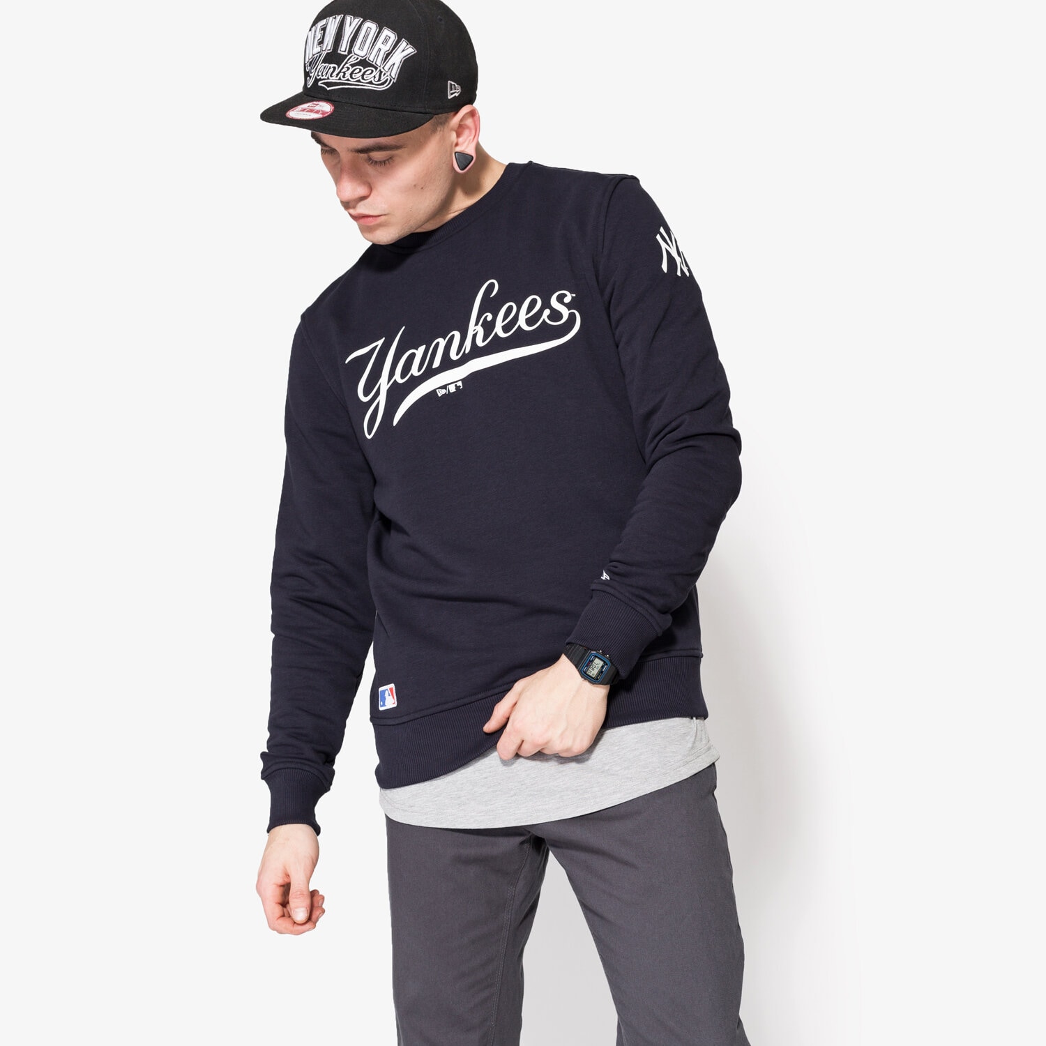 pánská mikina NEW ERA MIKINA TEAM MLB CREW NECK NY YANKEES NVY 11372461 TMAVOMODRÁ