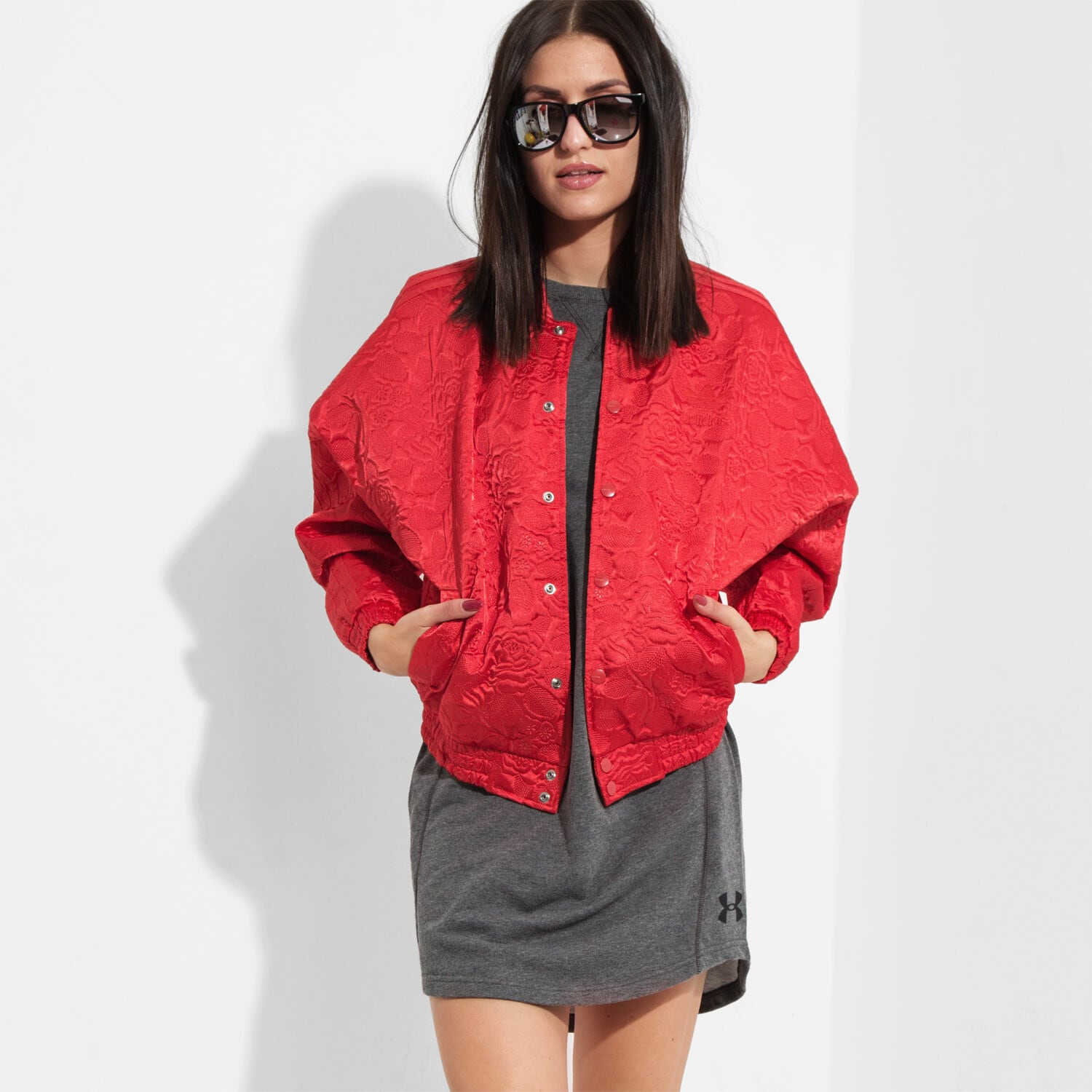 Přechodná bunda dámská (podzimní, jarní) ADIDAS BUNDA TRACKTOP AY6733 ČERVENÁ