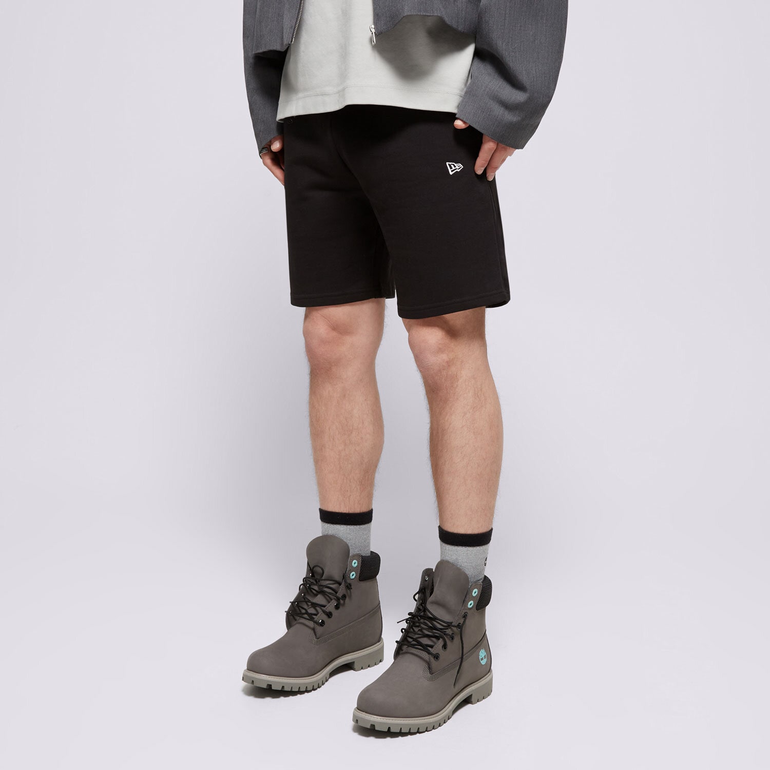 pánské kraťasy NEW ERA ŠORTKY  ESSENTIAL SHORT 12836800SMU ČERNÁ