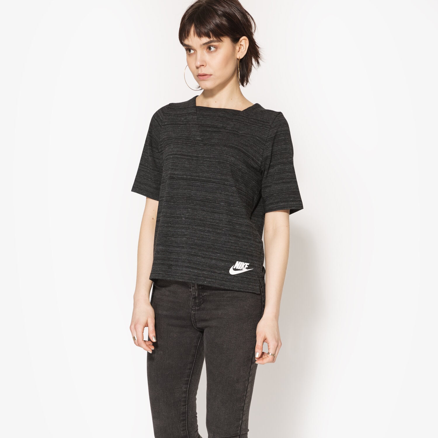 dámské tričko NIKE TRIČKO SS NSW AV15 TOP KNT 838954010 ČERNÁ