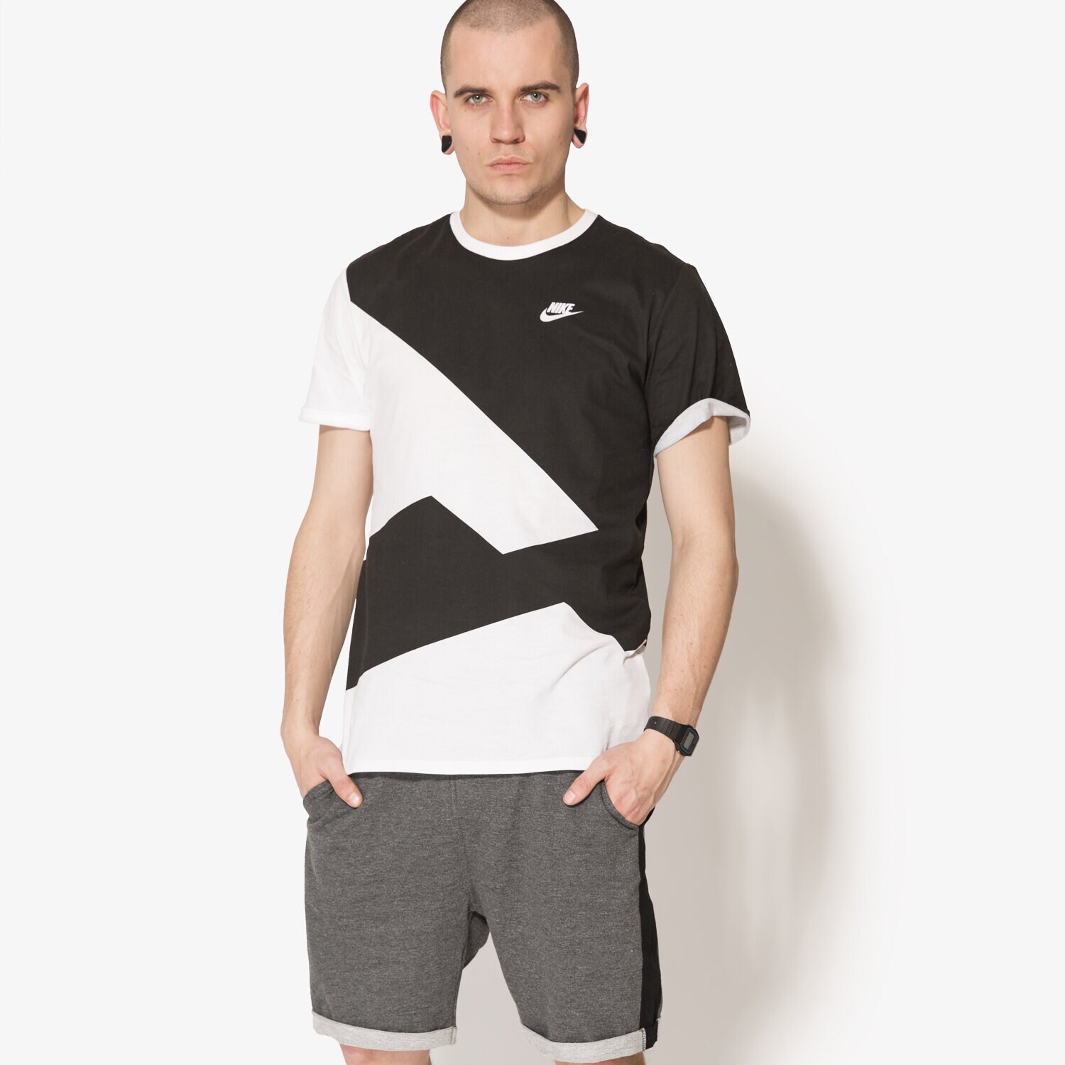 pánské tričko NIKE TRIČKO SS NSW TEE MODERN 834634100 ČERNÁ