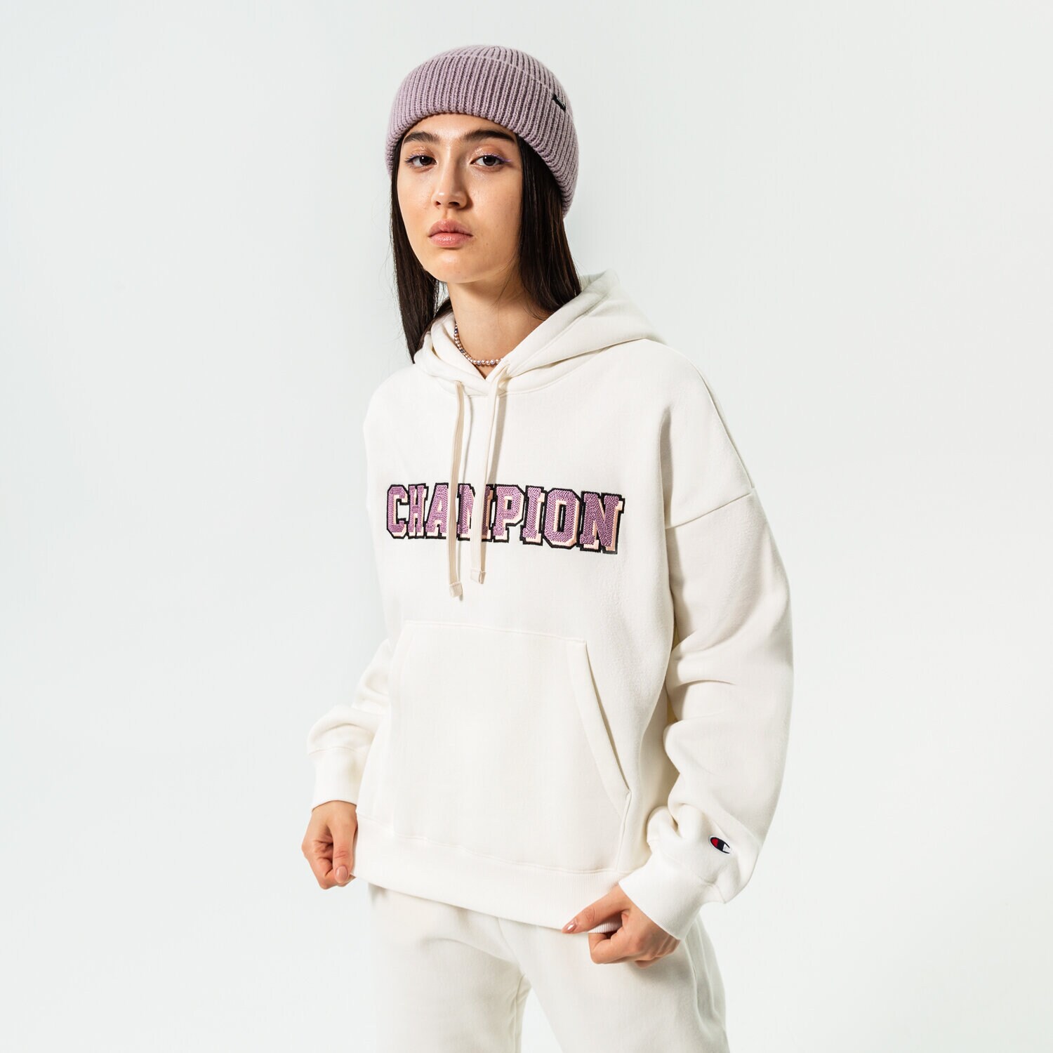 dámská mikina CHAMPION MIKINA S KAPUCÍ HOODED SWEATSHIRT 115370YS084 BÍLÁ
