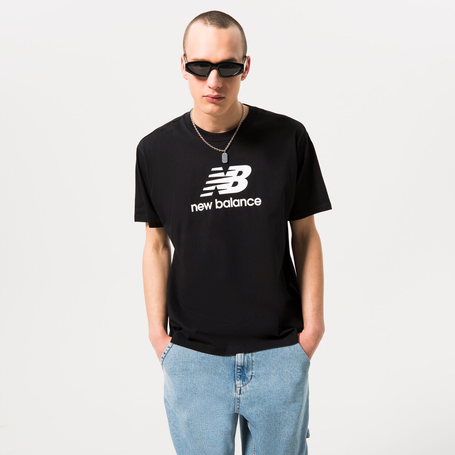 pánské tričko NEW BALANCE TRIČKO NB ESSENTIALS LOGO TEE MT31541BK ČERNÁ
