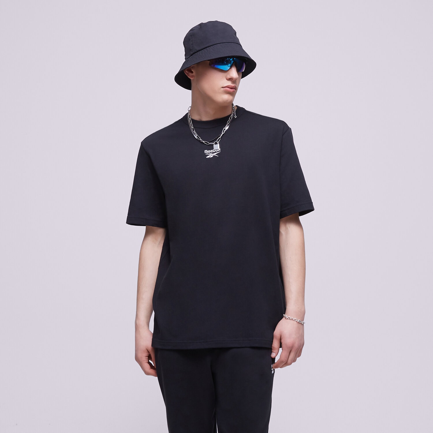 pánské tričko REEBOK TRIČKO CL SV TEE HS7153 ČERNÁ