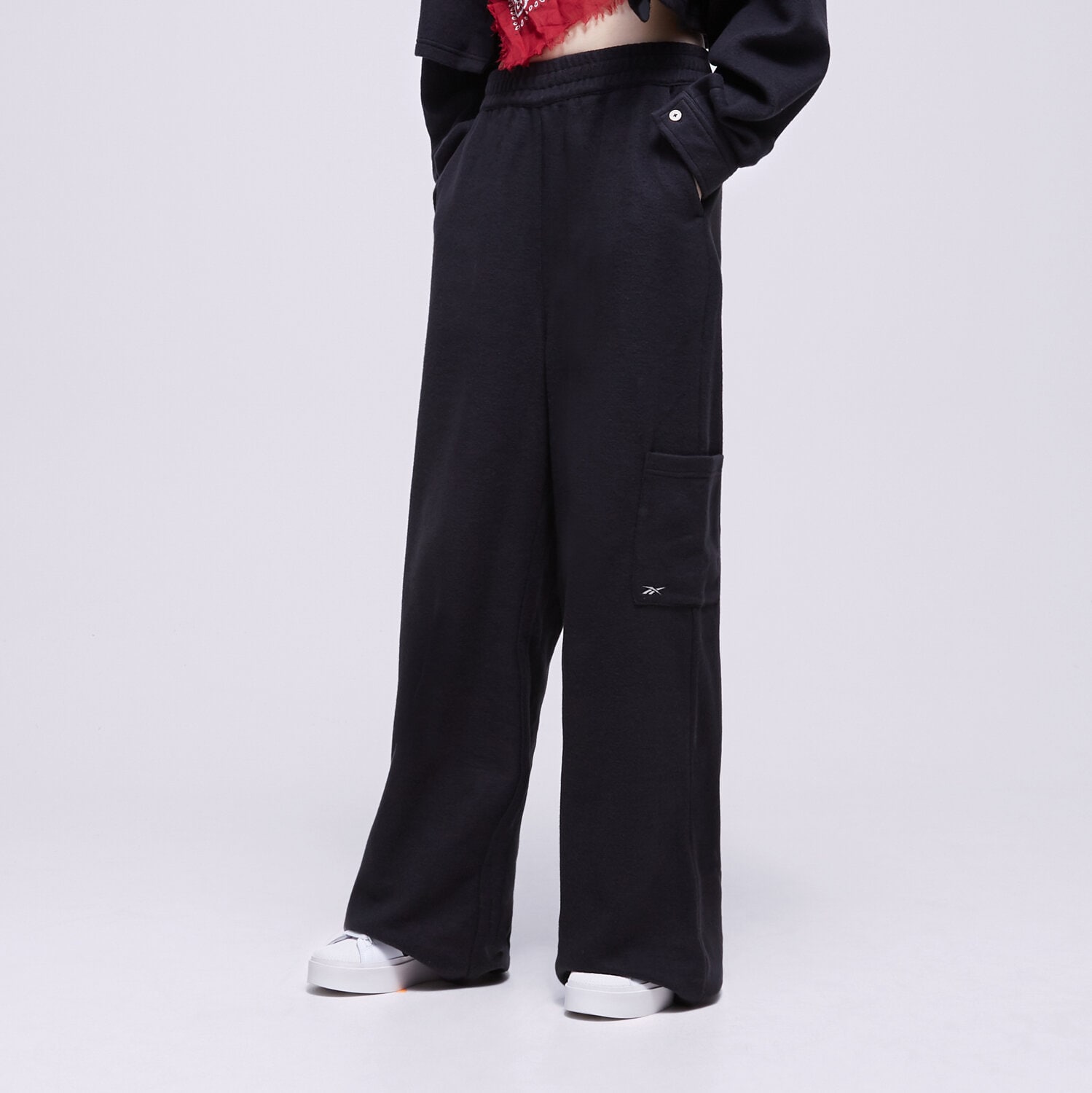 dámské kalhoty REEBOK KALHOTY  CL WDE FL WIDE LEG PANT HT7838 ČERNÁ
