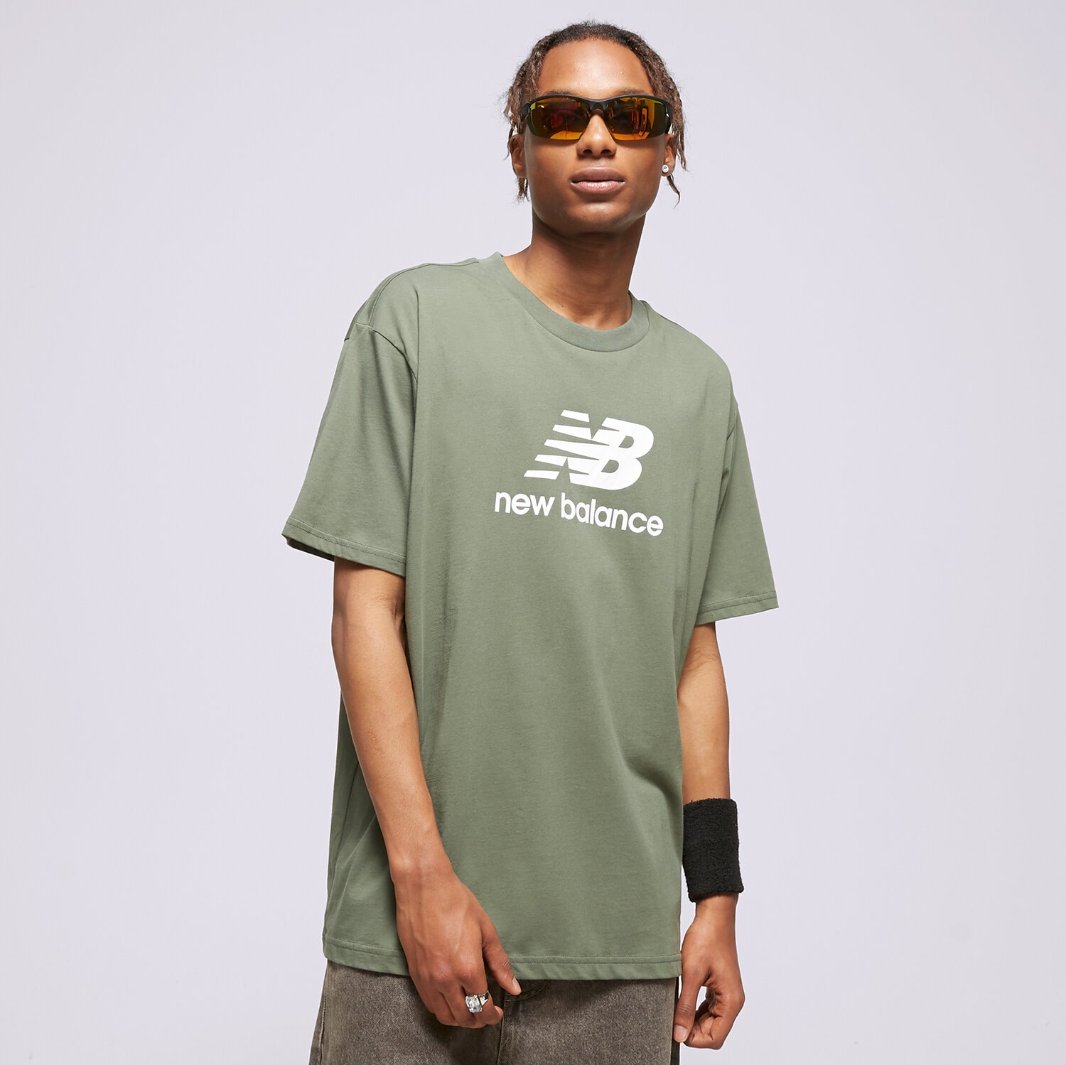 pánské tričko NEW BALANCE TRIČKO NB ESSENTIALS LOGO TEE MT31541DON KHAKI