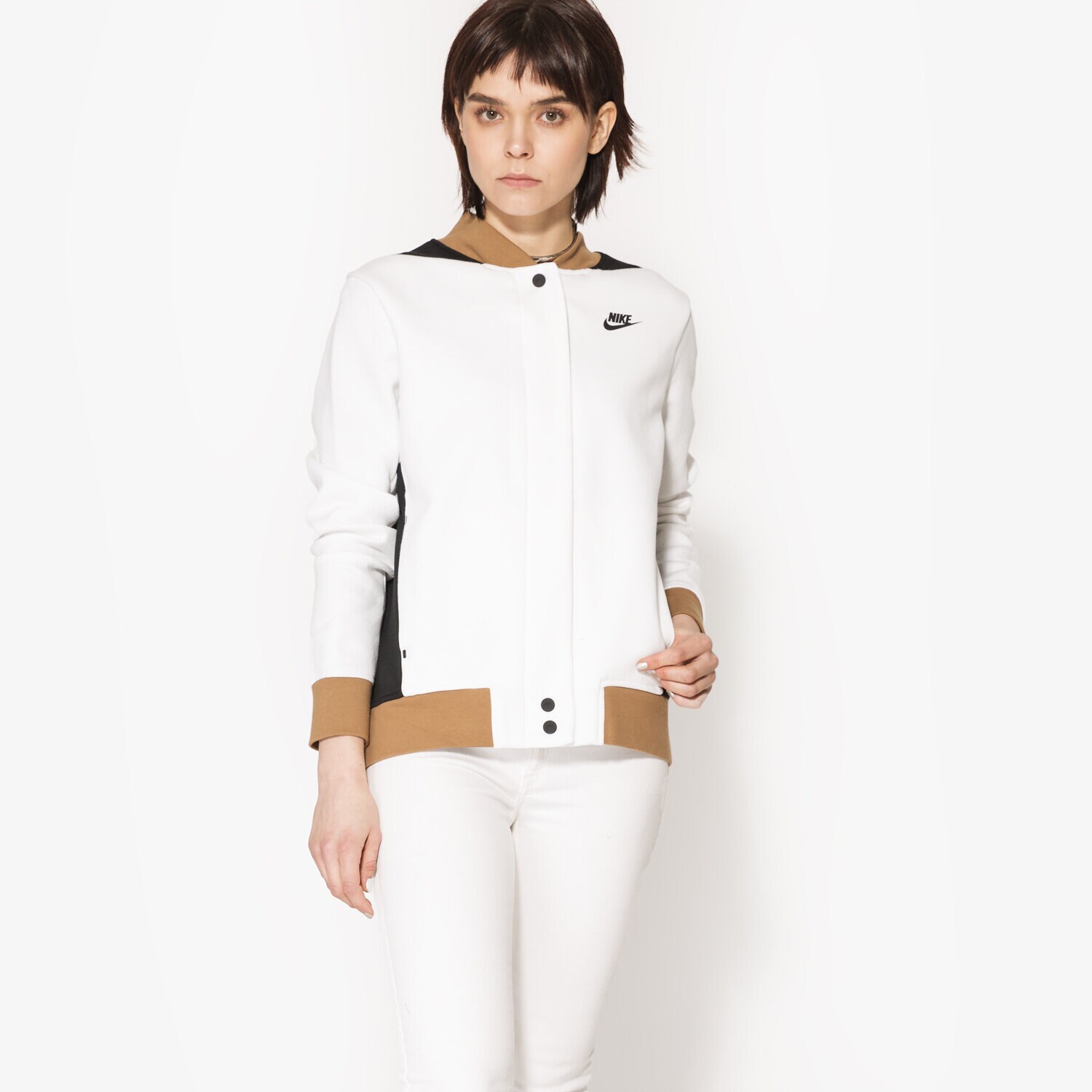Přechodná bunda dámská (podzimní, jarní) NIKE BUNDA SOFTSHEL NSW TCH FLC DSTRYR JKT 835544100 BÍLÁ
